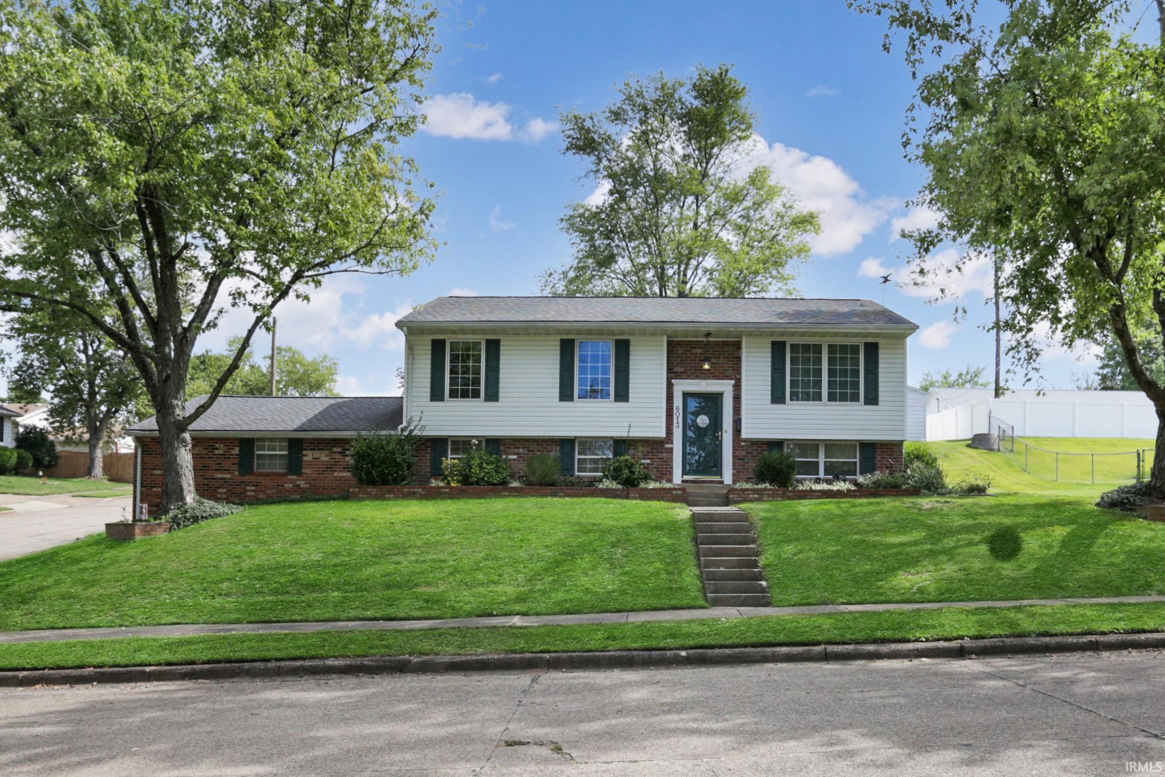 6013 Whitethorne Drive