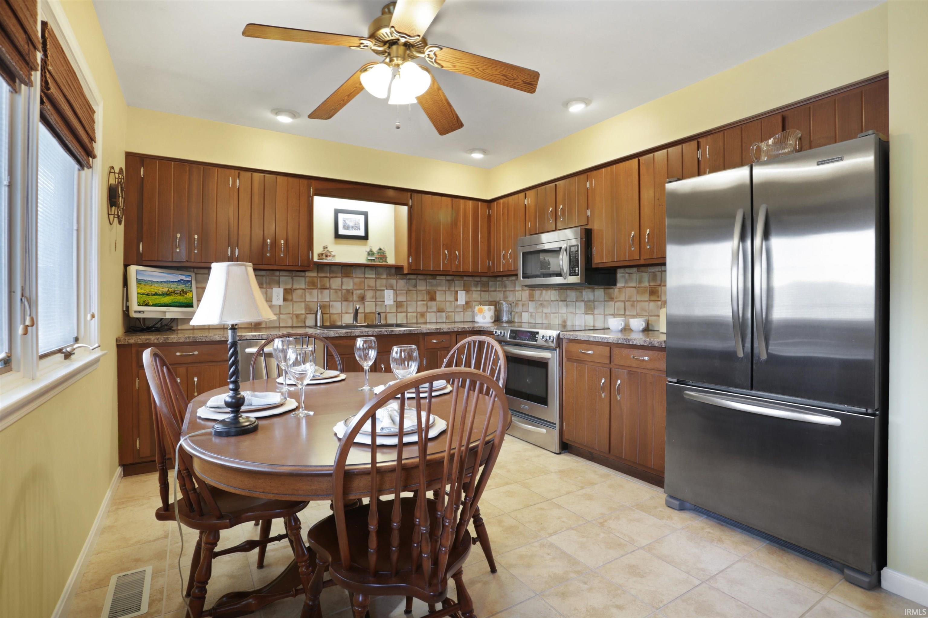 6013 Whitethorne Drive