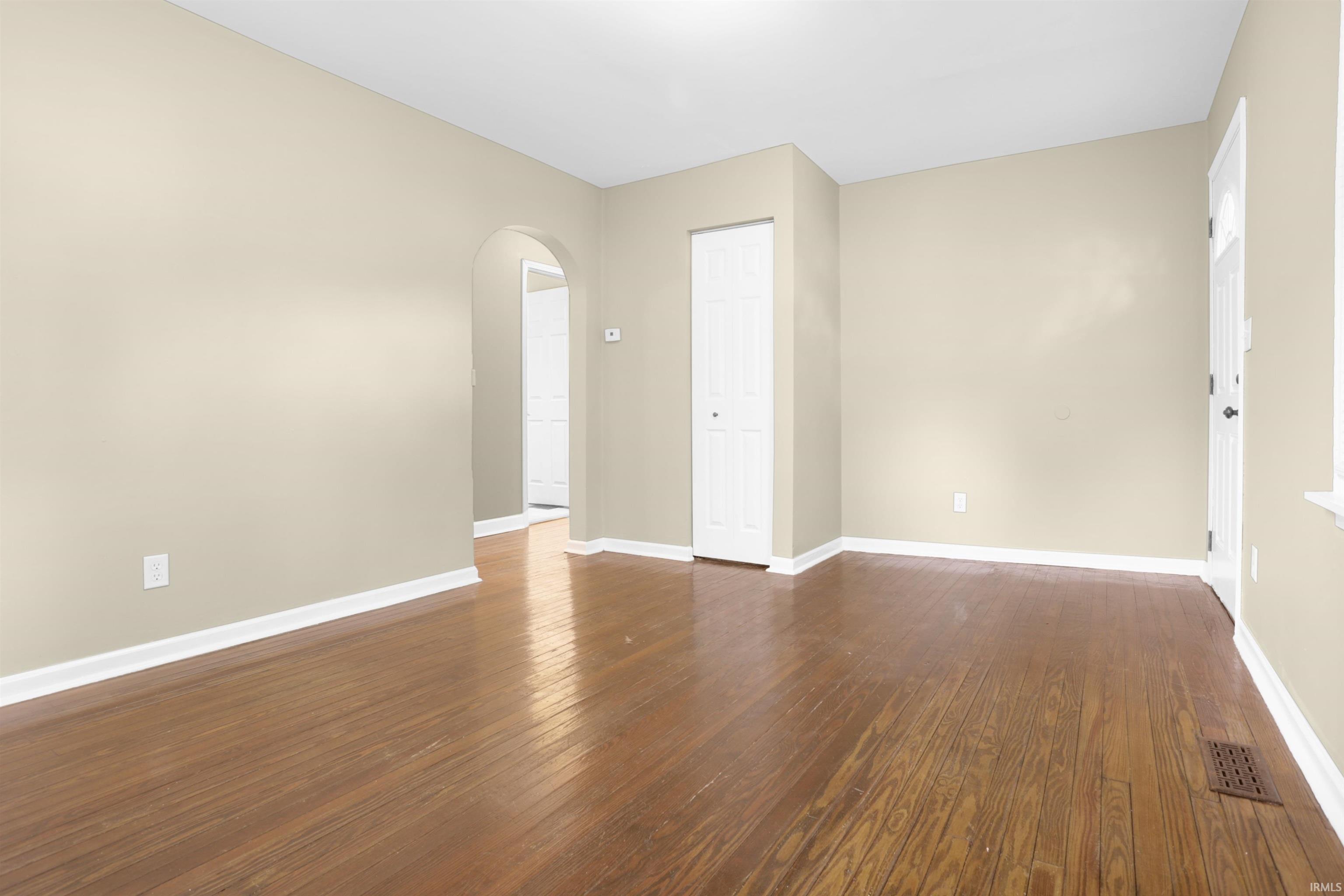115 N Woods Avenue