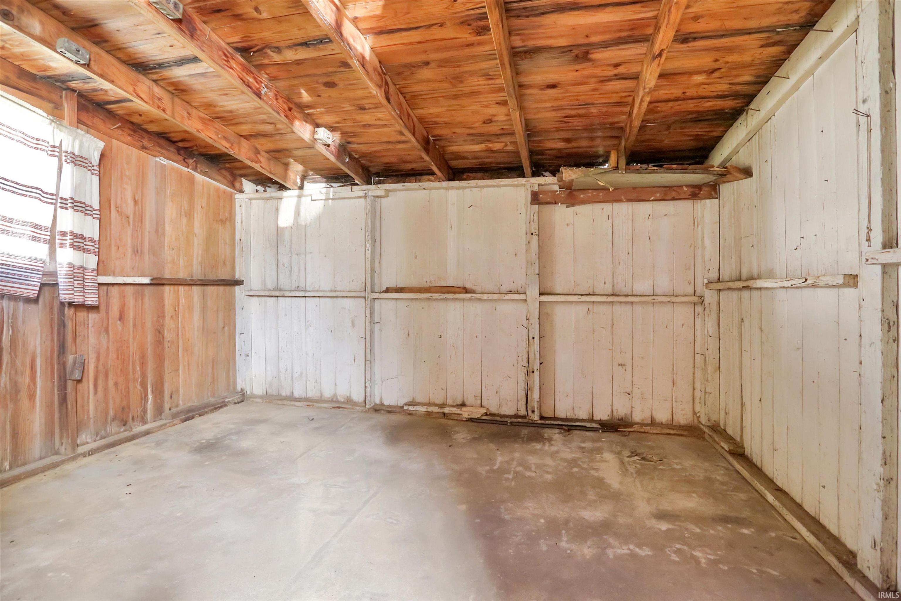 2519 N Heidelbach Avenue