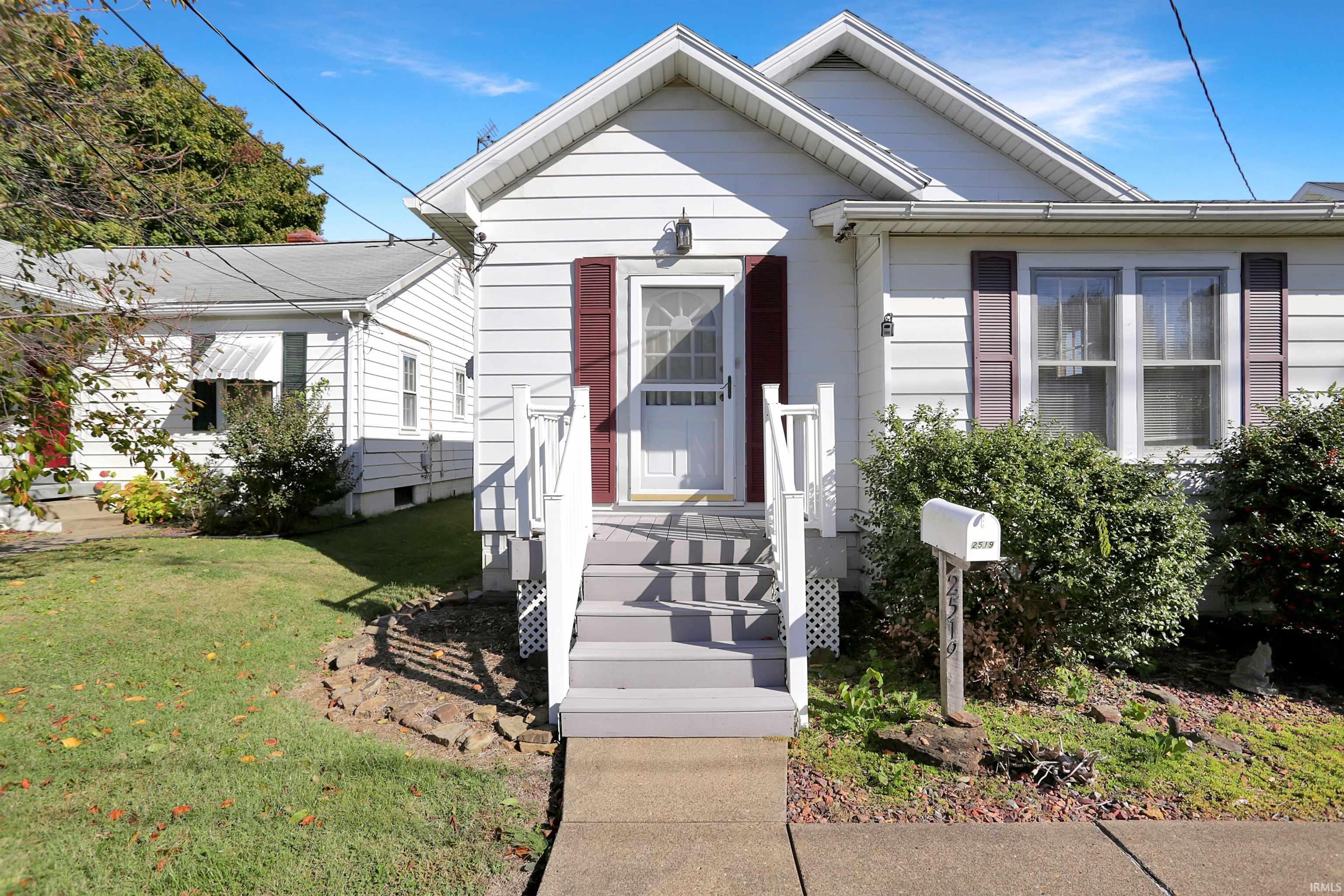 2519 N Heidelbach Avenue