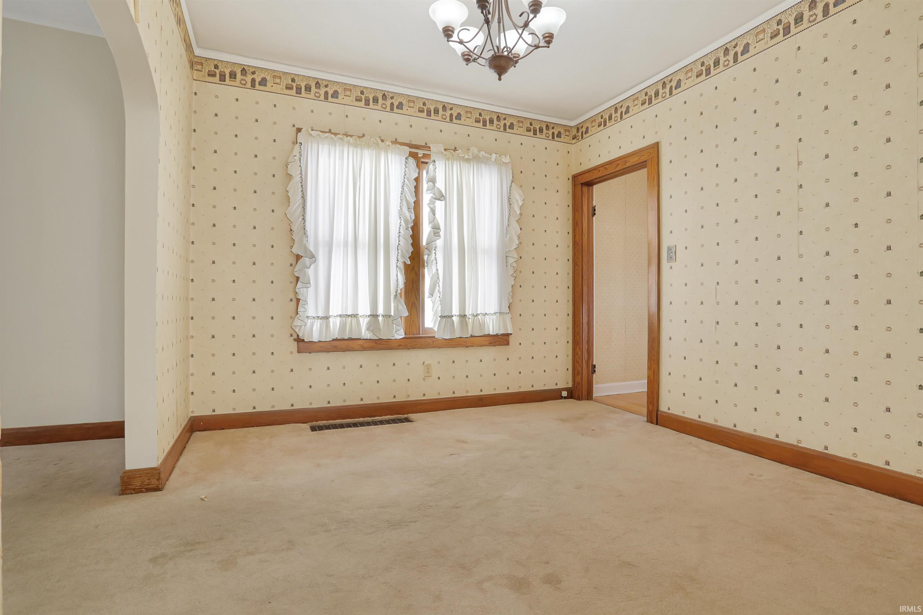 2519 N Heidelbach Avenue