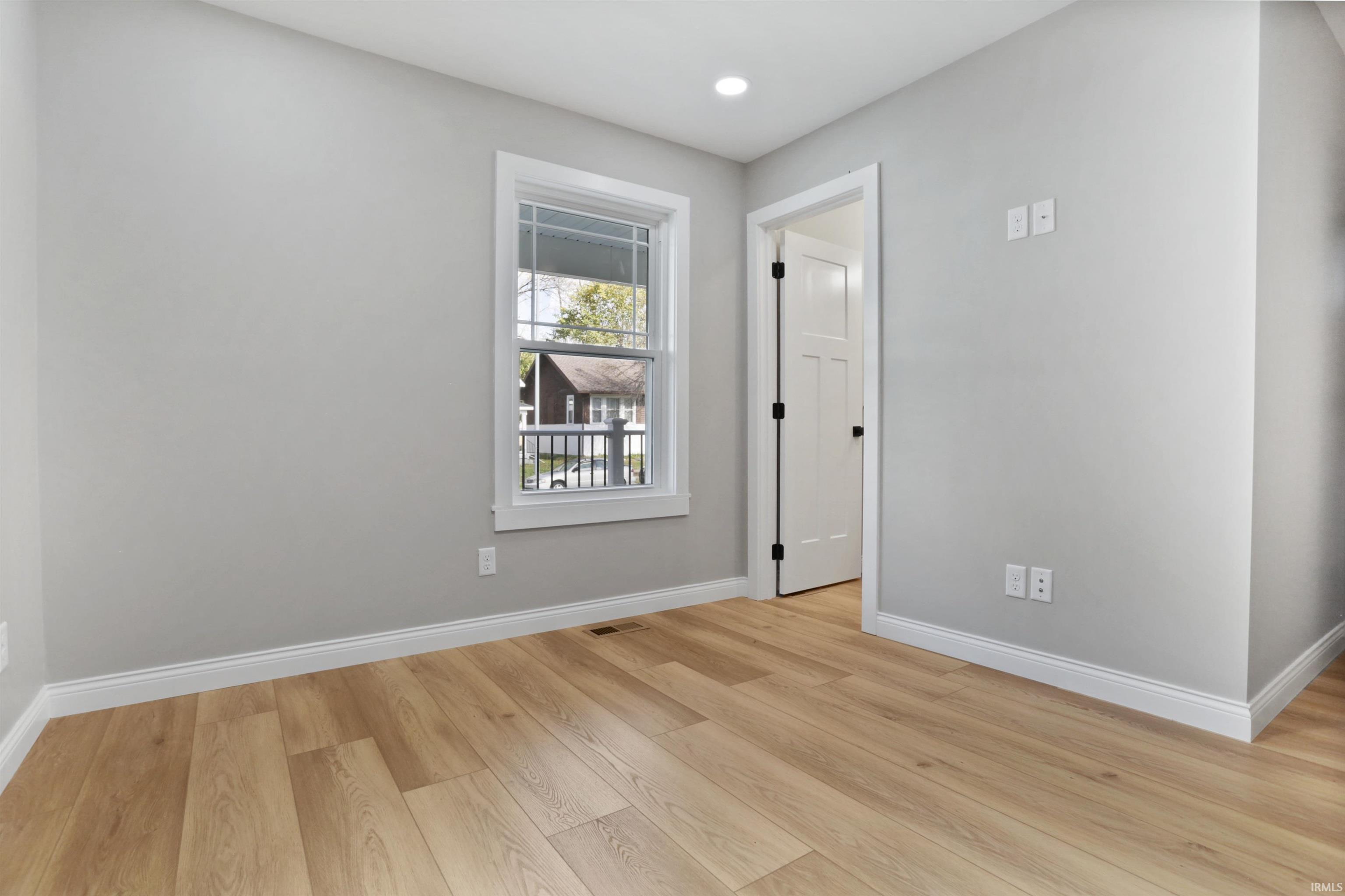 637 Jackson Avenue