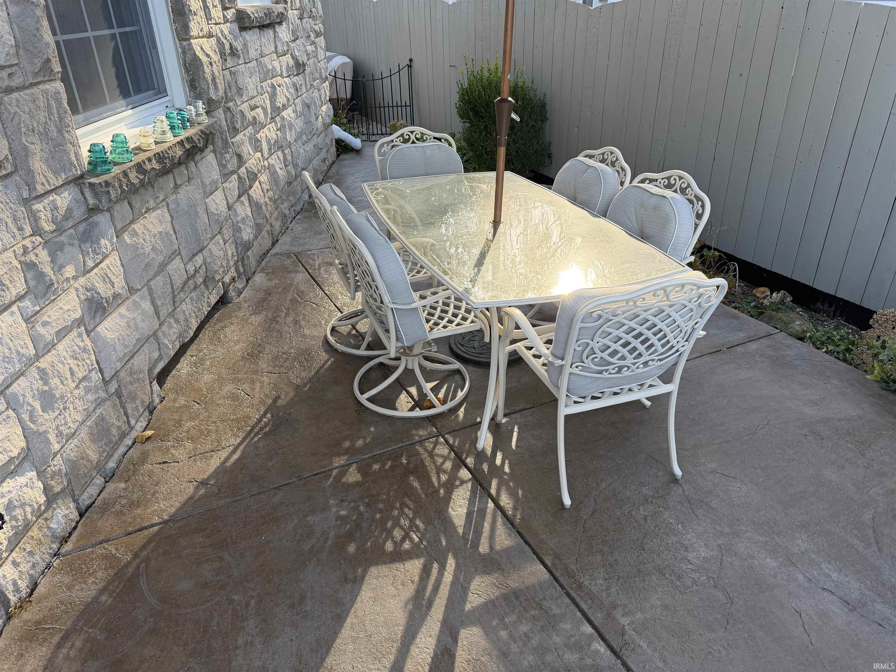 2913 E Mulberry Street