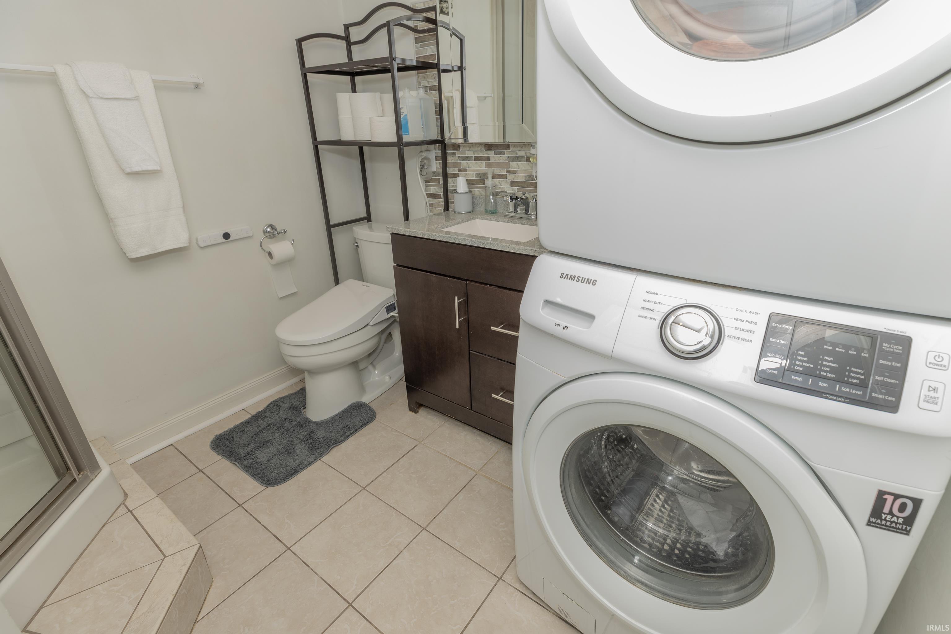 2913 E Mulberry Street