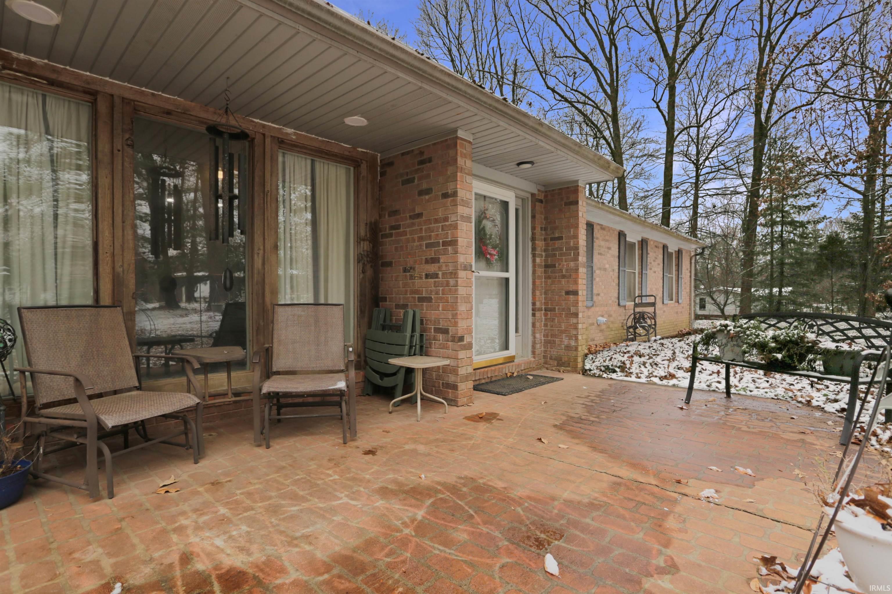 10100 Hillview Drive