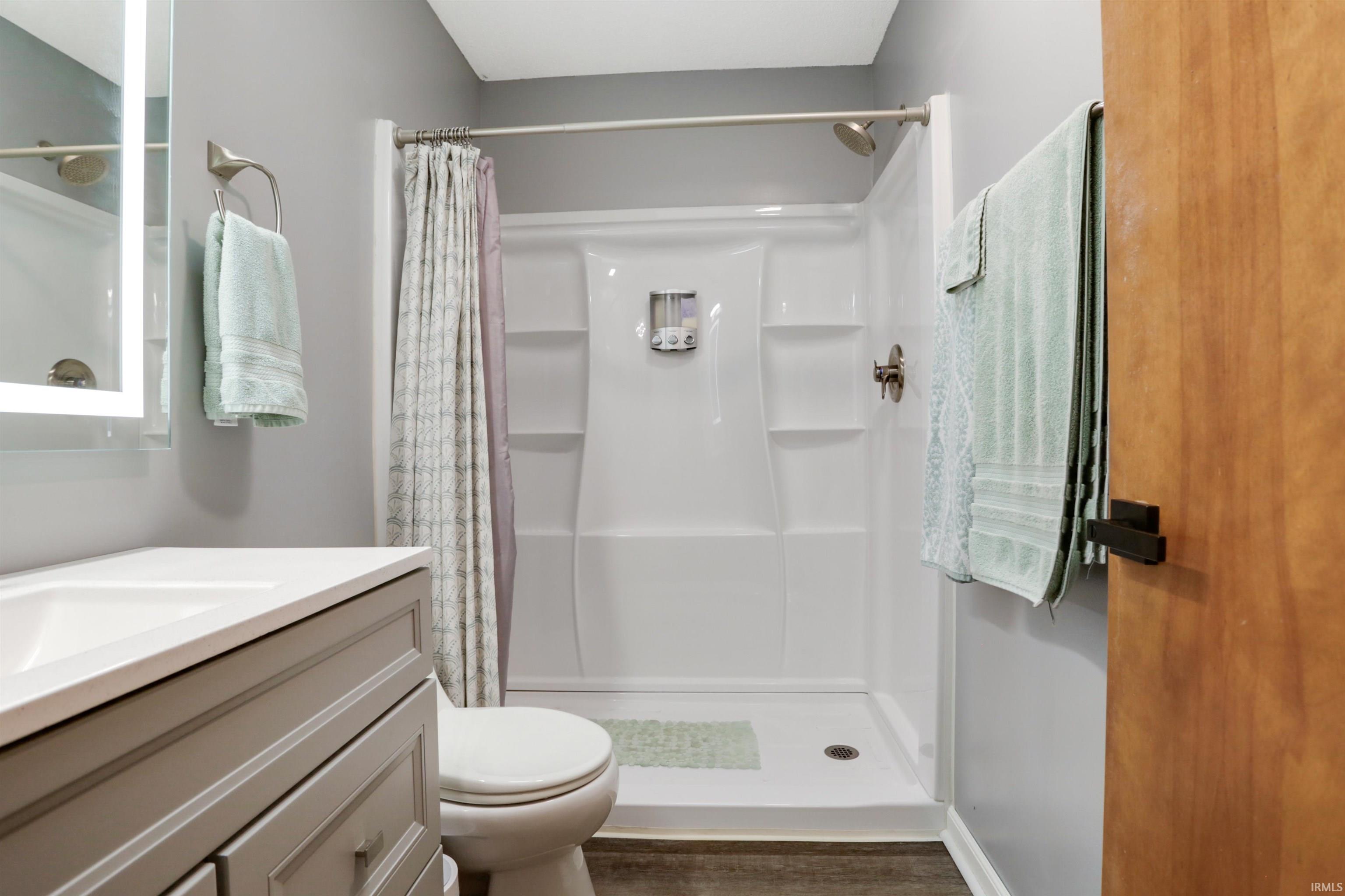 10100 Hillview Drive