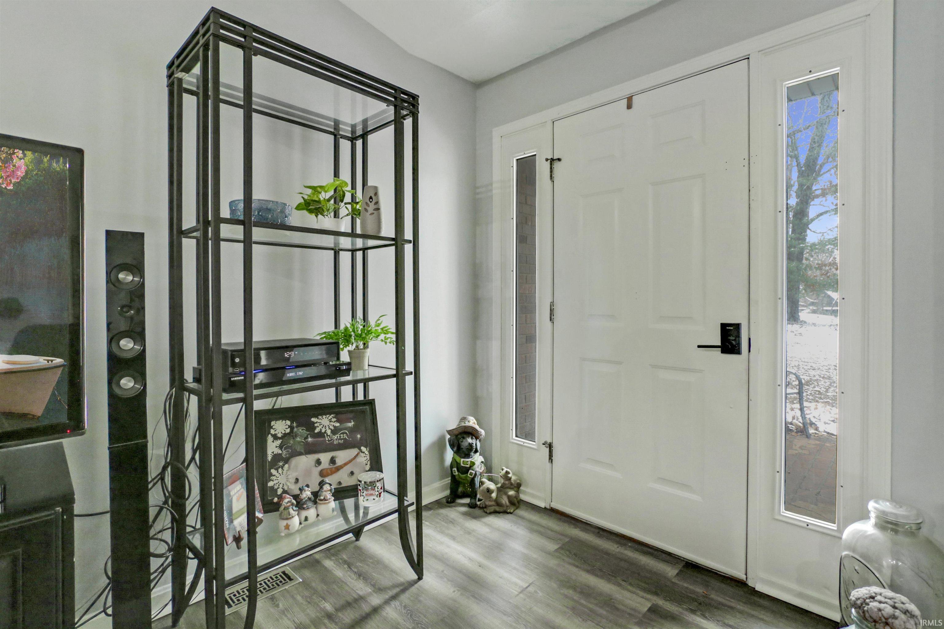 10100 Hillview Drive