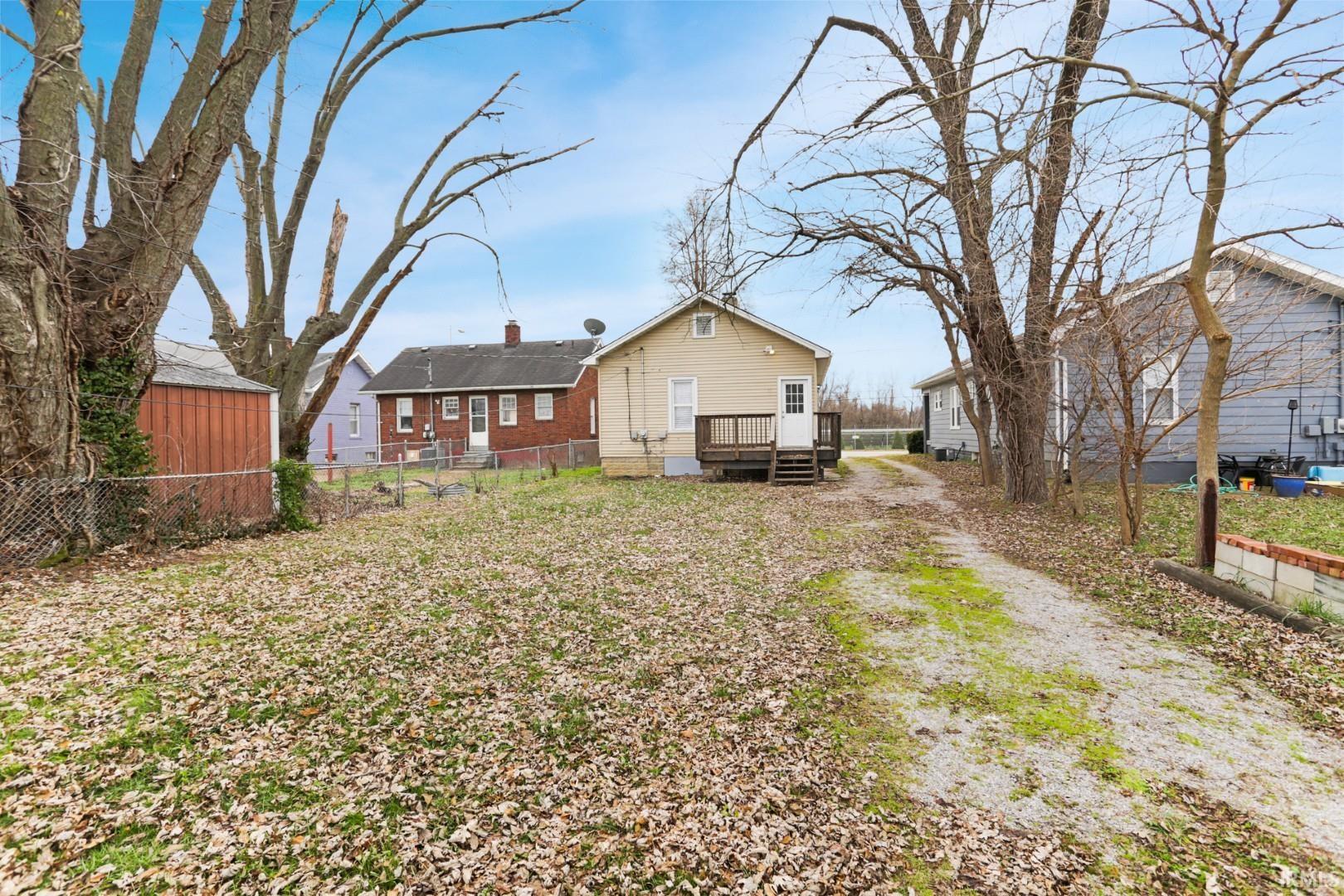 1566 E Morgan Avenue