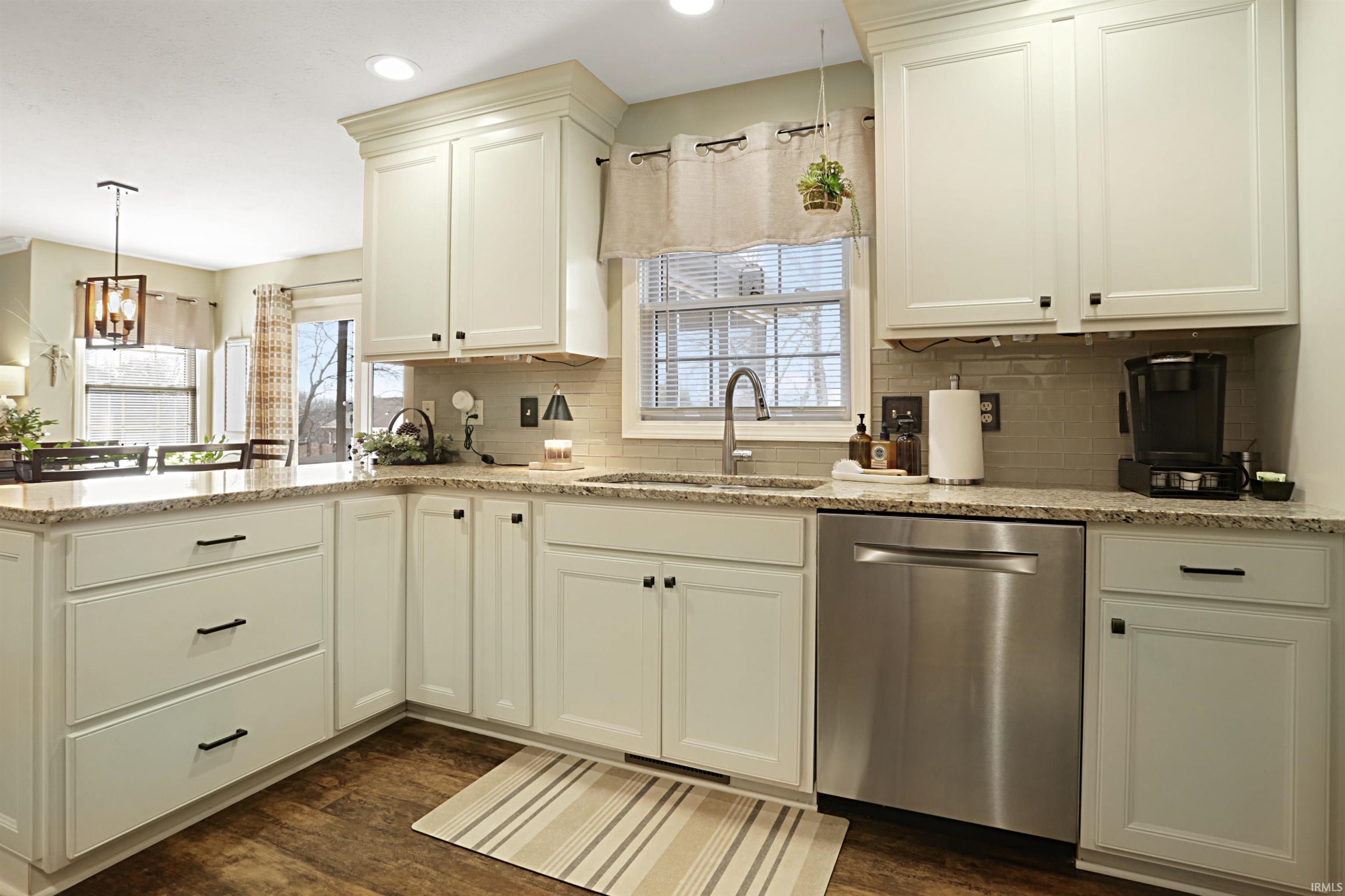 6055 Hillbrook Court