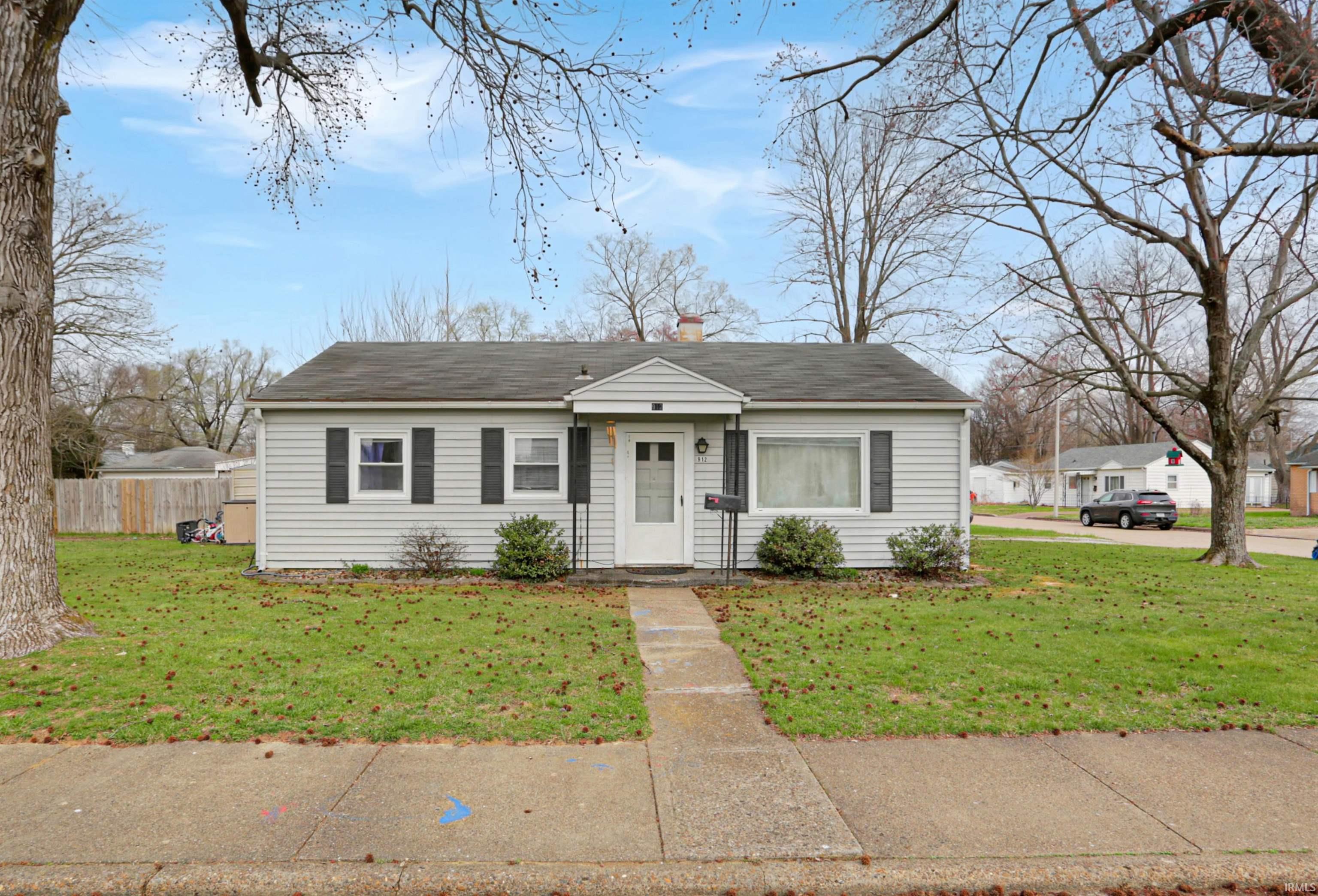 912 E Idlewild Drive