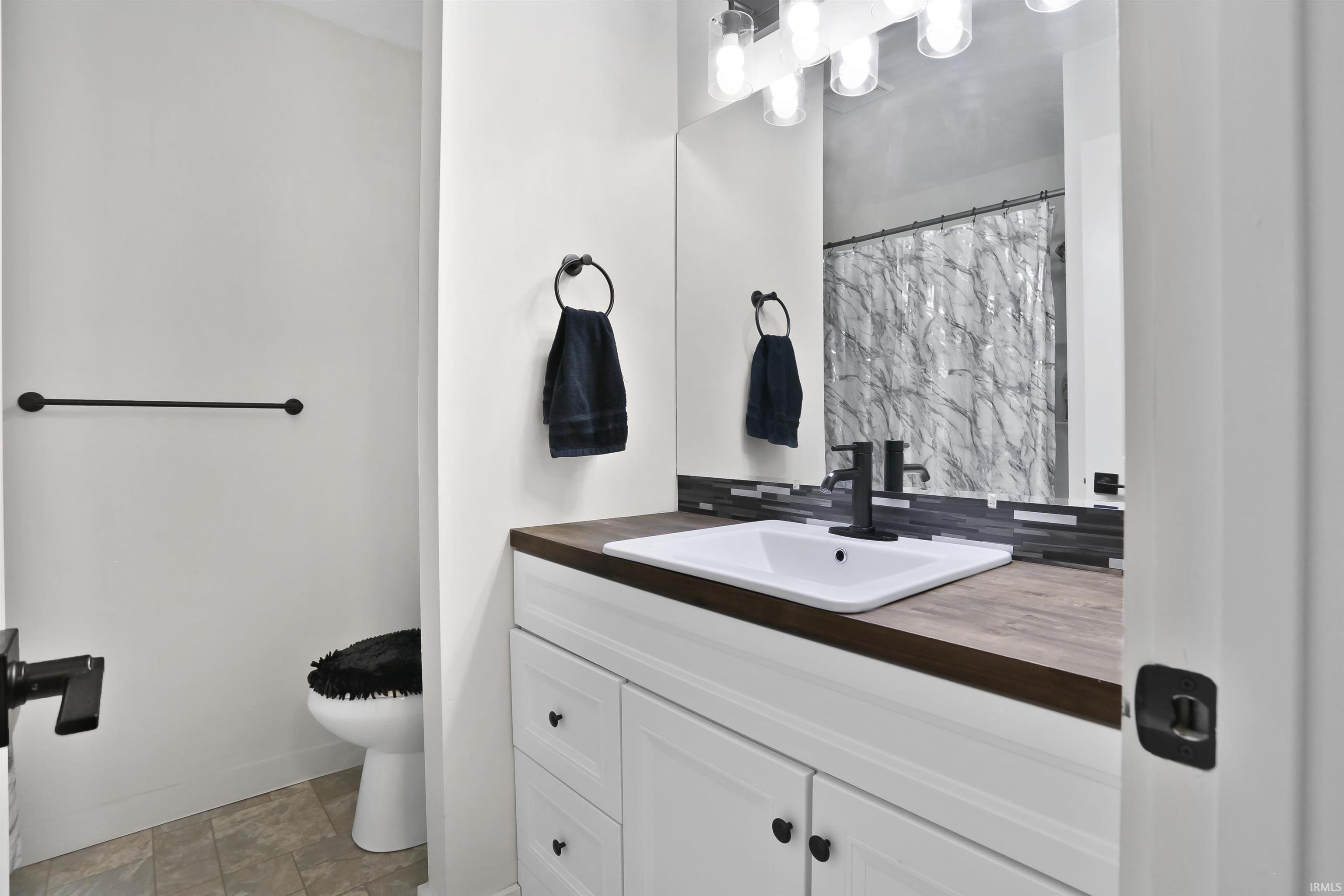 655 Bonnie View Drive