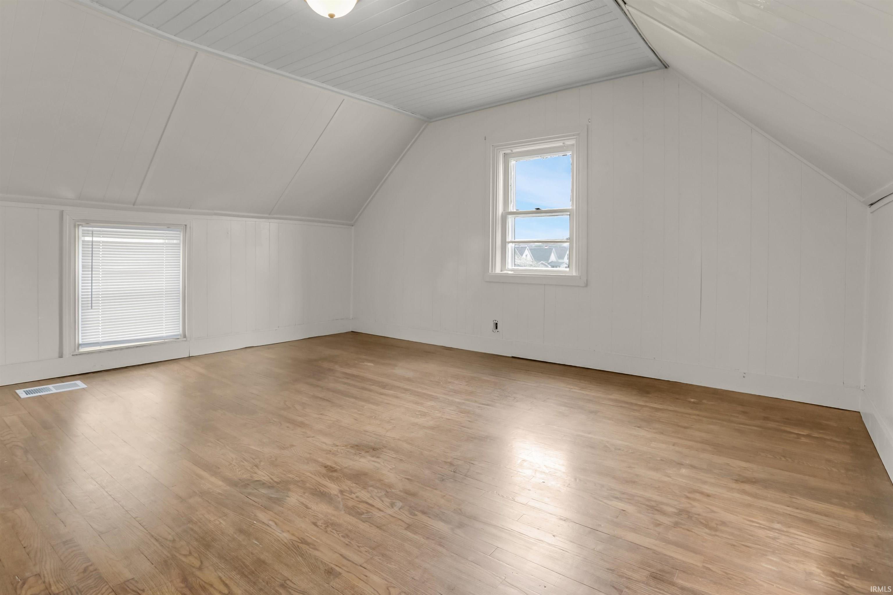 618 N Twelfth Avenue