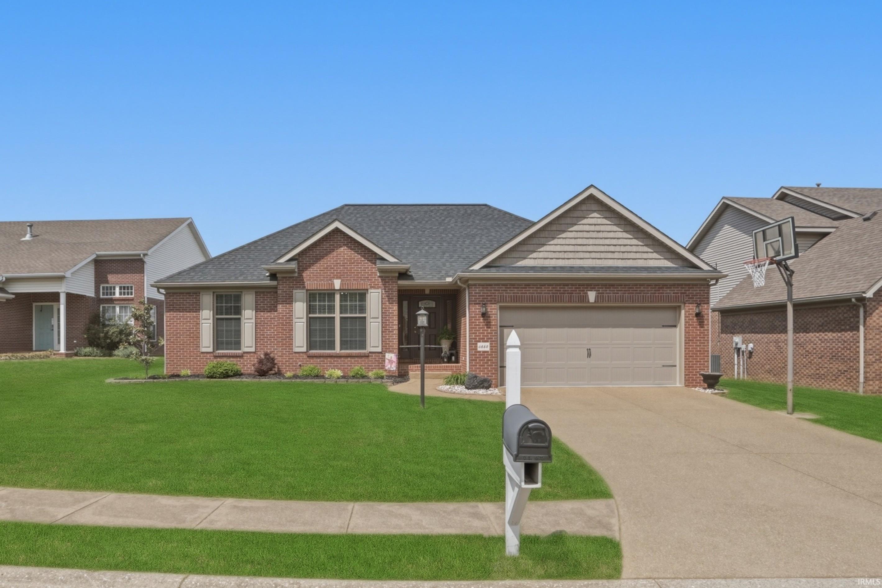 6888 Cottage Lane