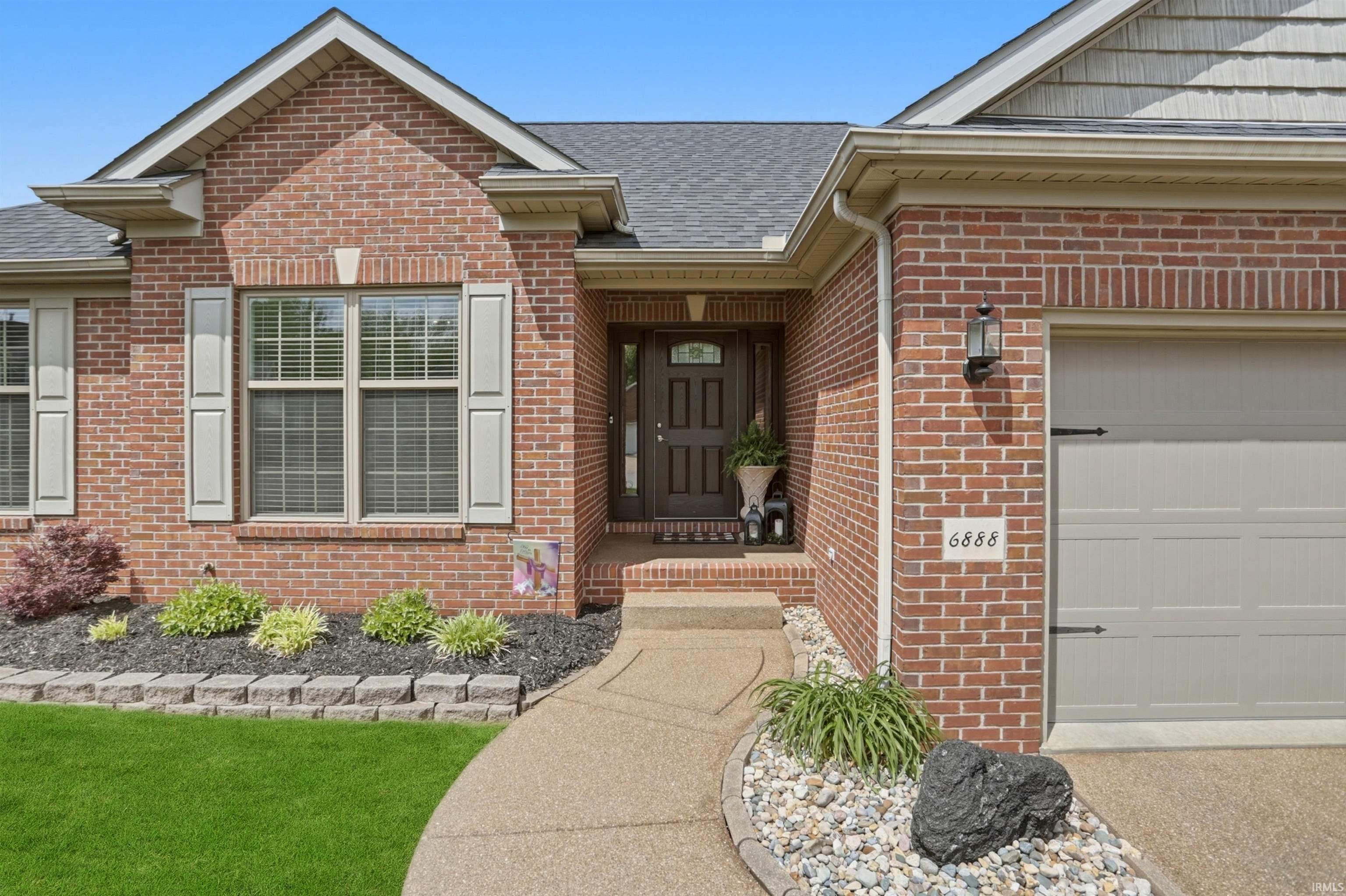 6888 Cottage Lane