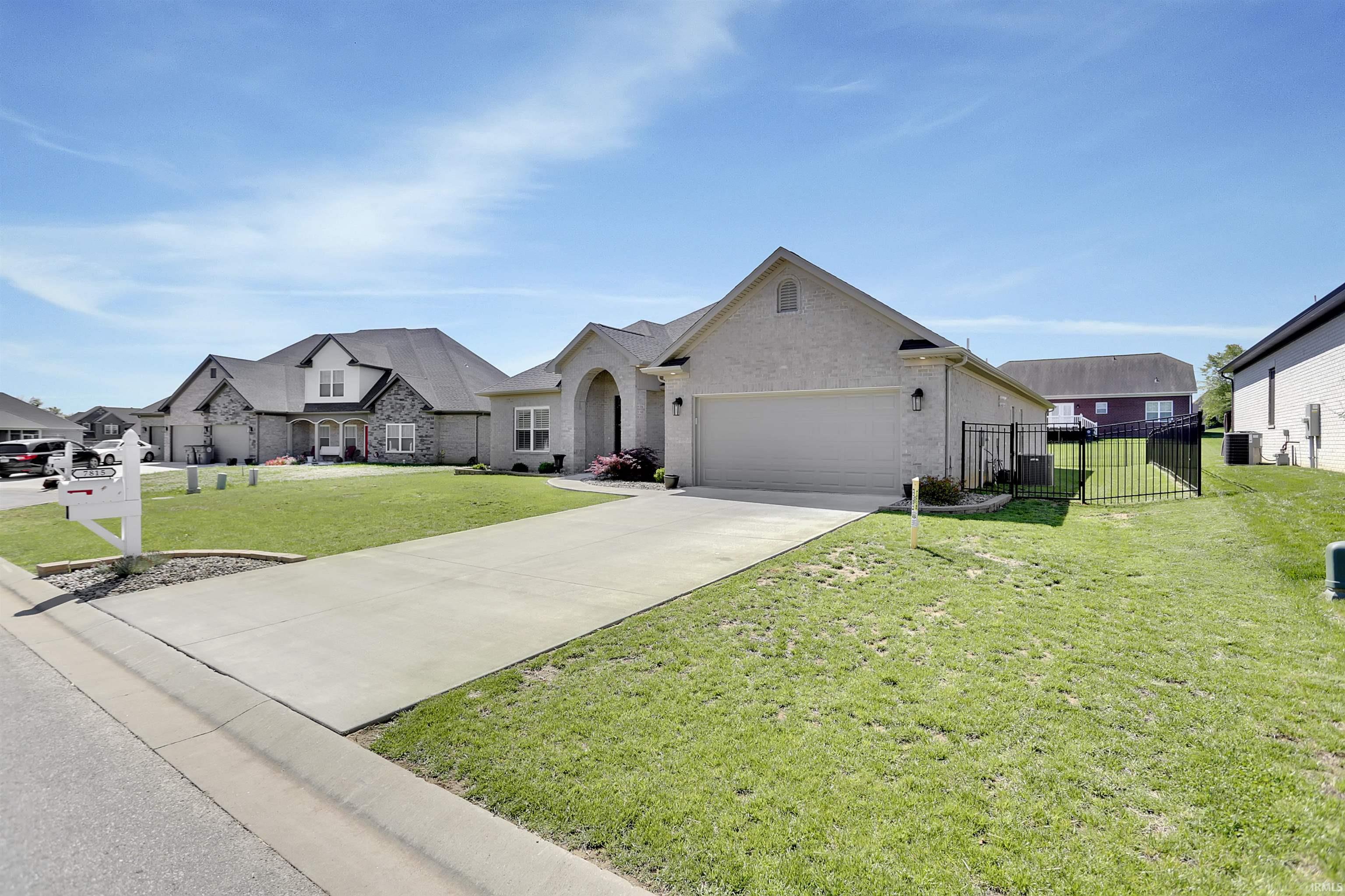 7815 Mesa Court