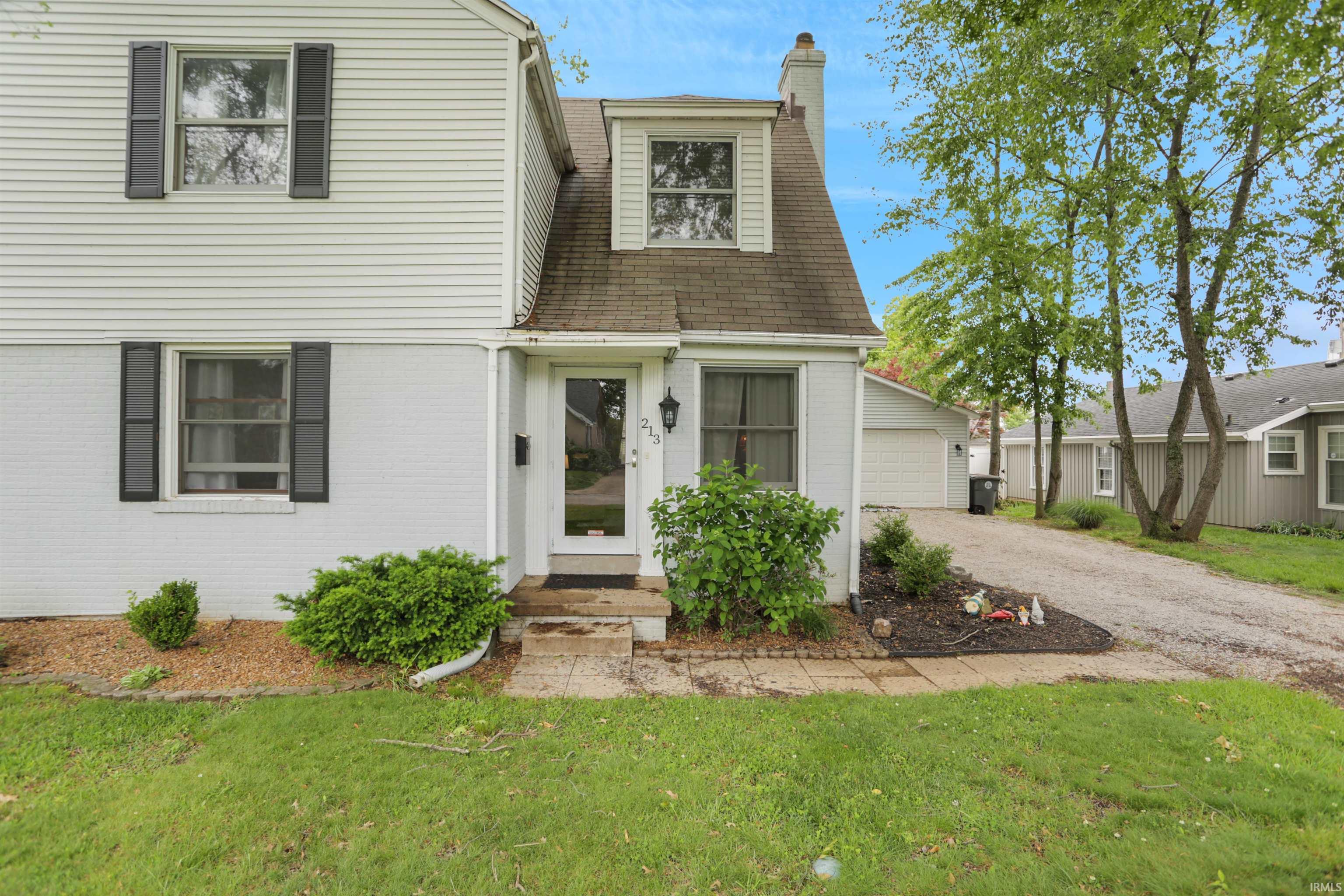 213 S Fairlawn Avenue