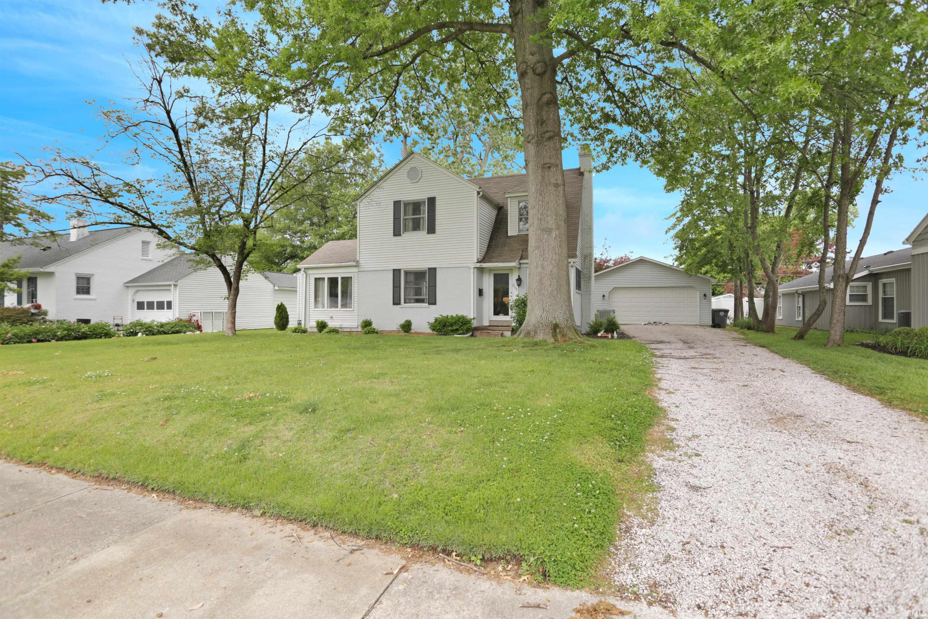 213 S Fairlawn Avenue