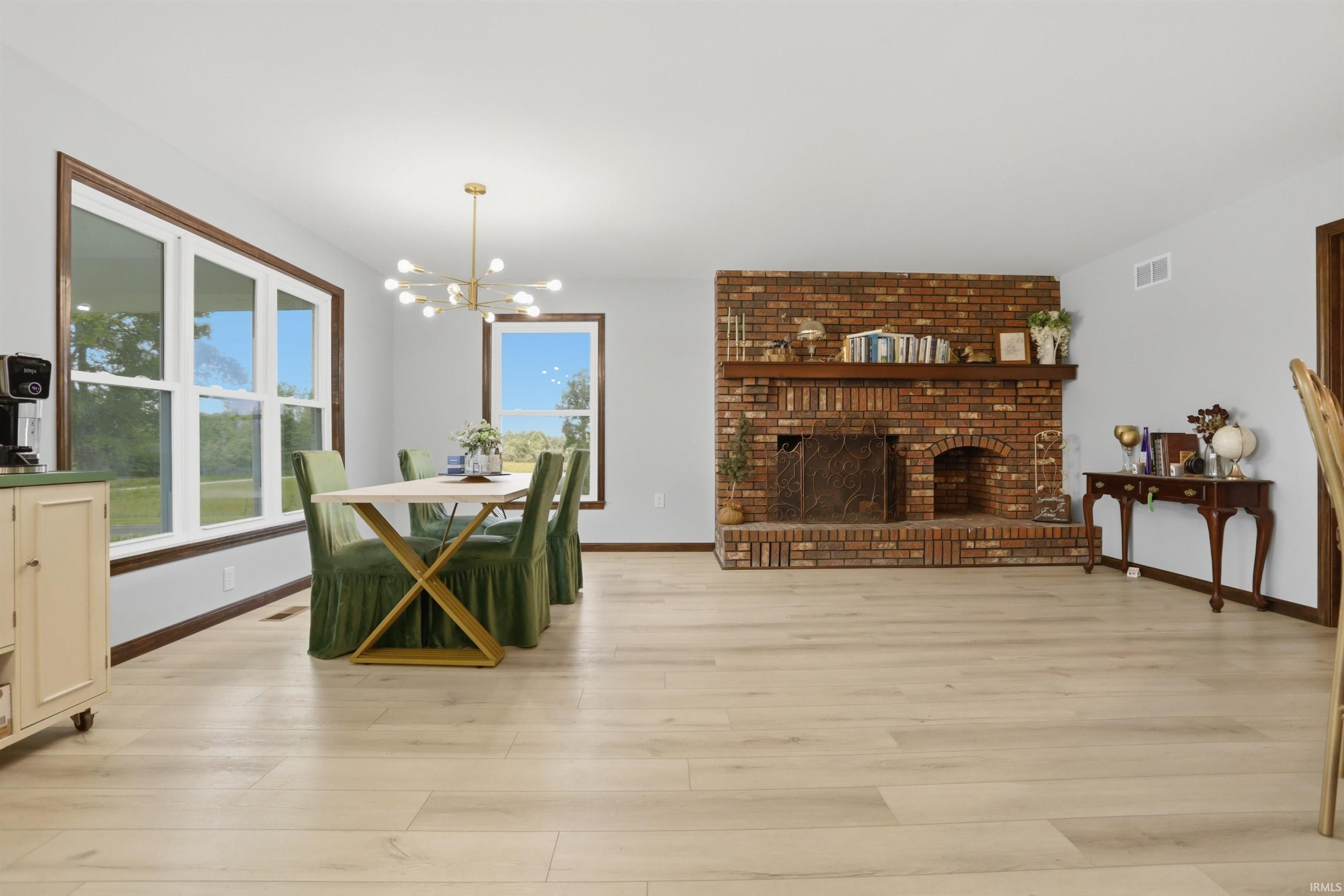 4033 W Turpin Hill Road