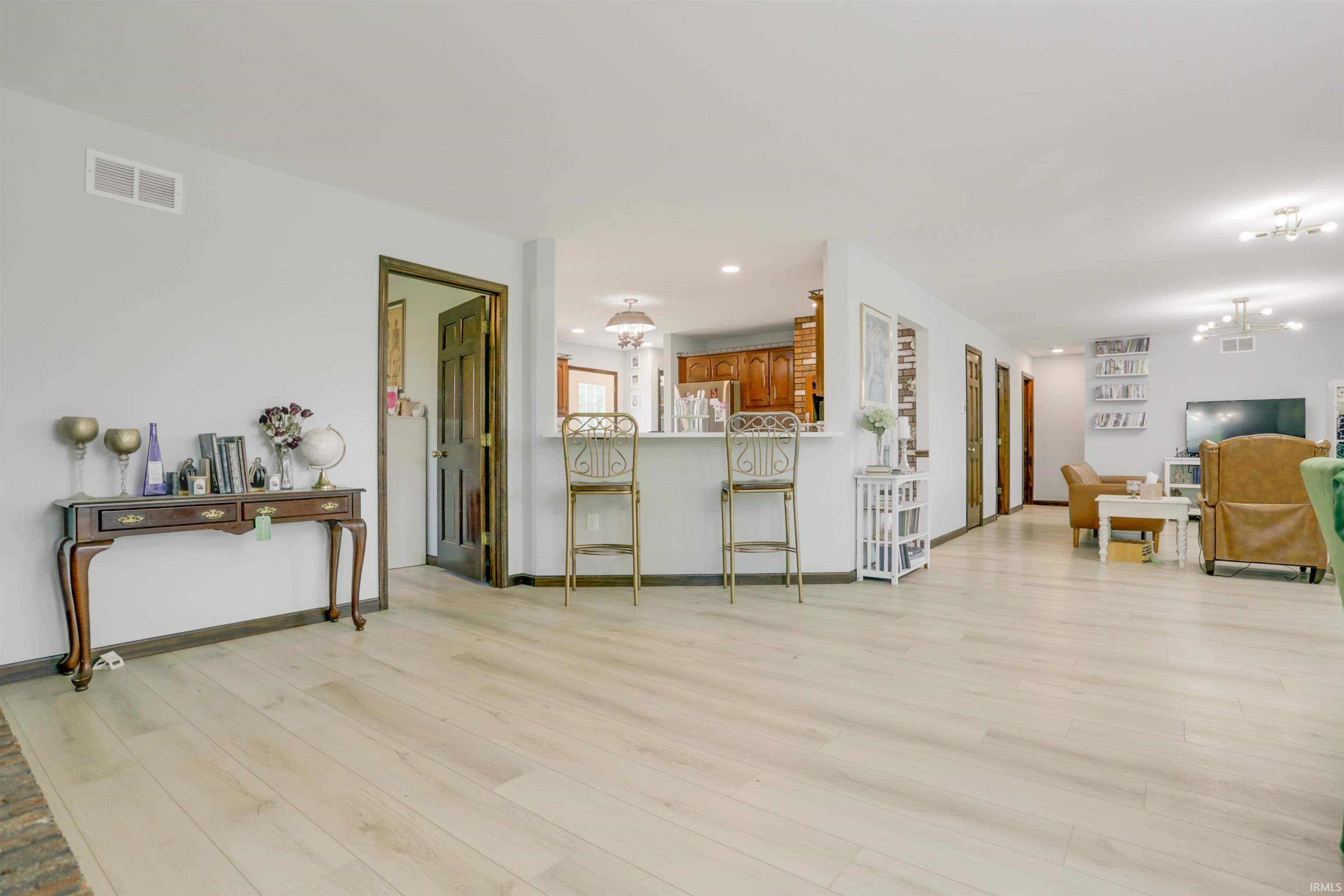 4033 W Turpin Hill Road