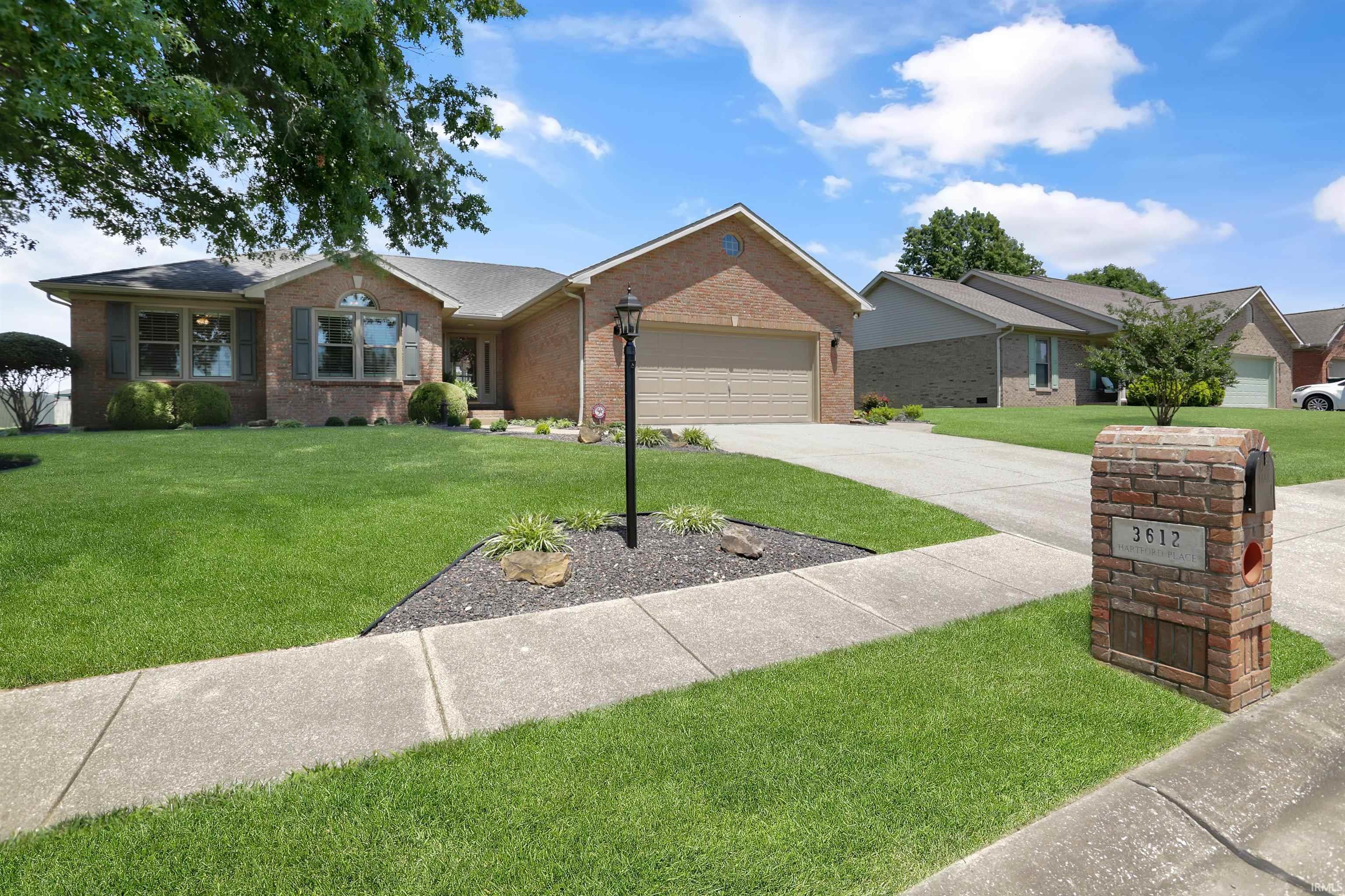 3612 Hartford Place
