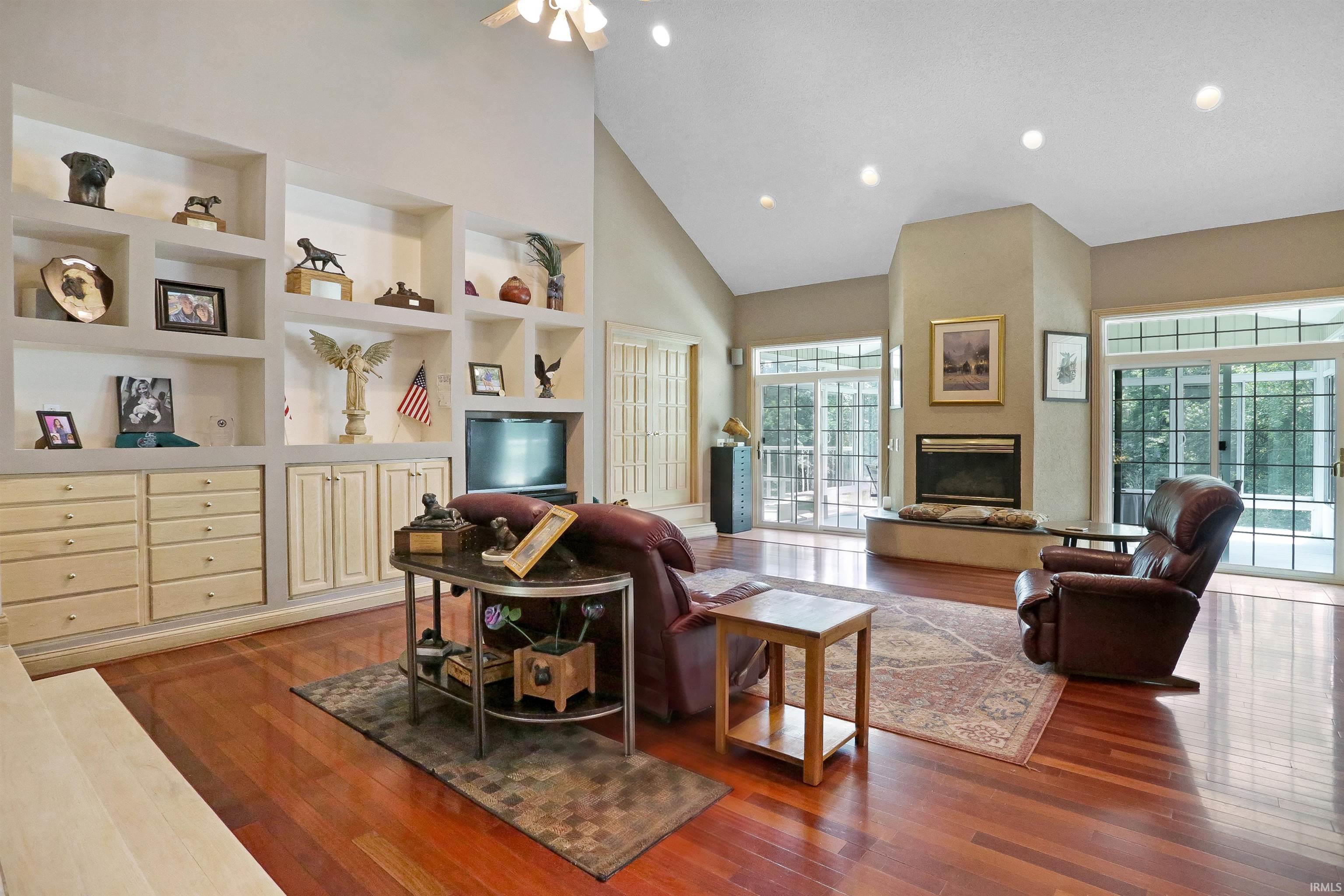 1411 S Center Road