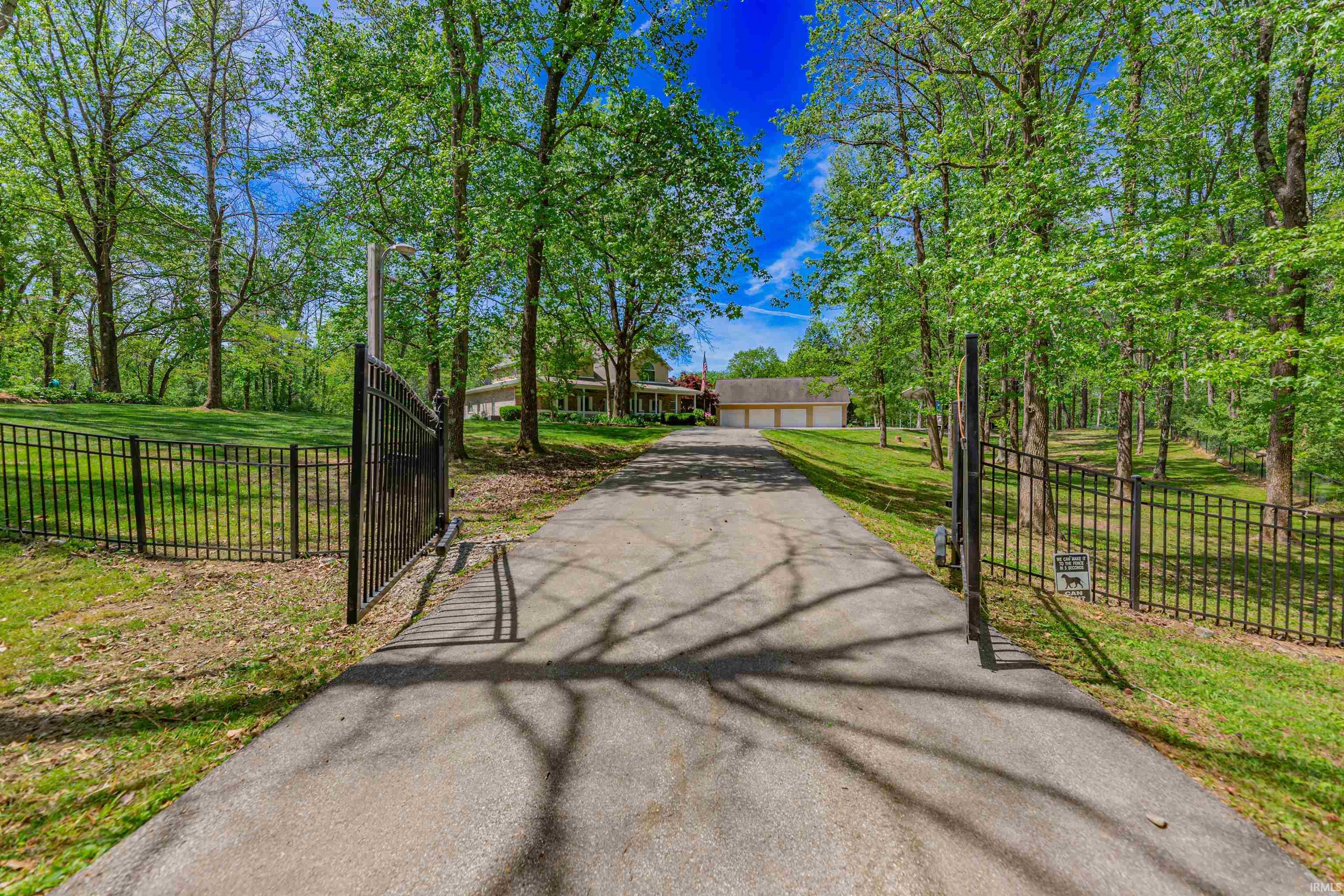 1411 S Center Road