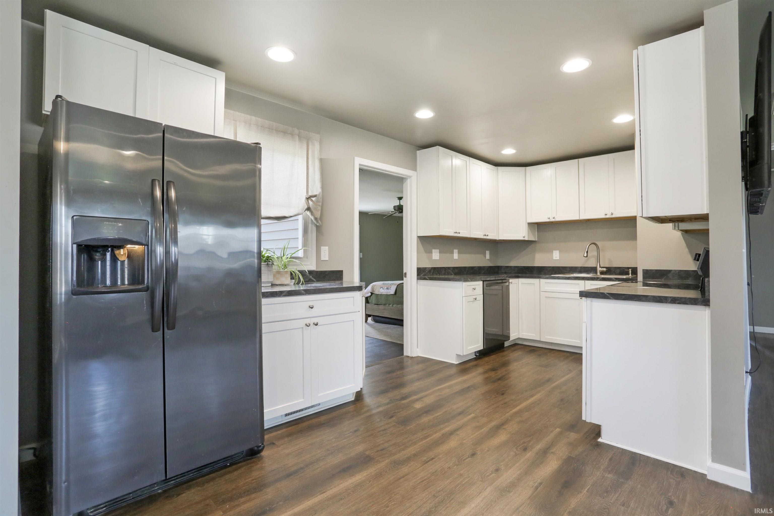 2121 Sheridan Road