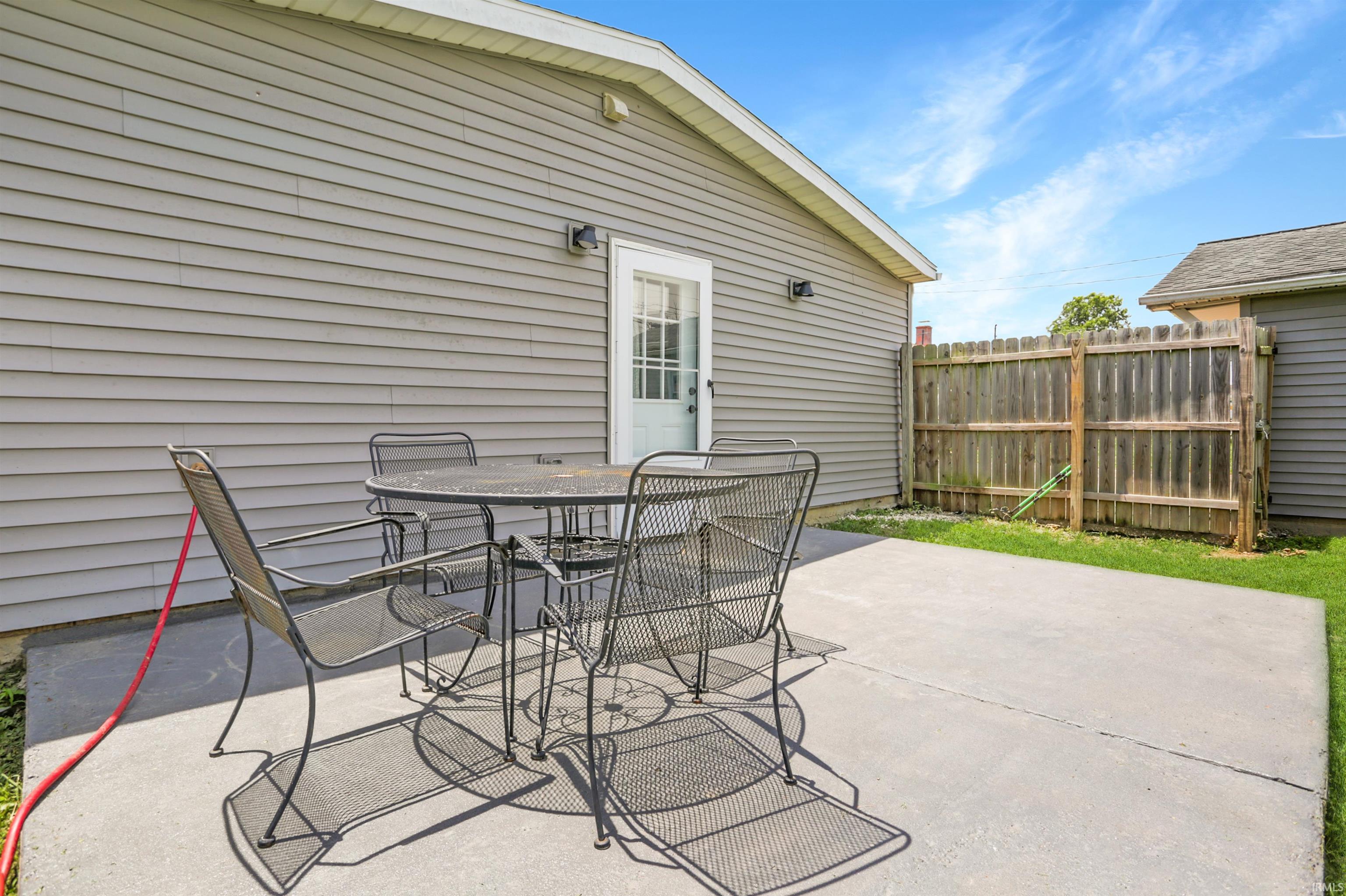 2121 Sheridan Road