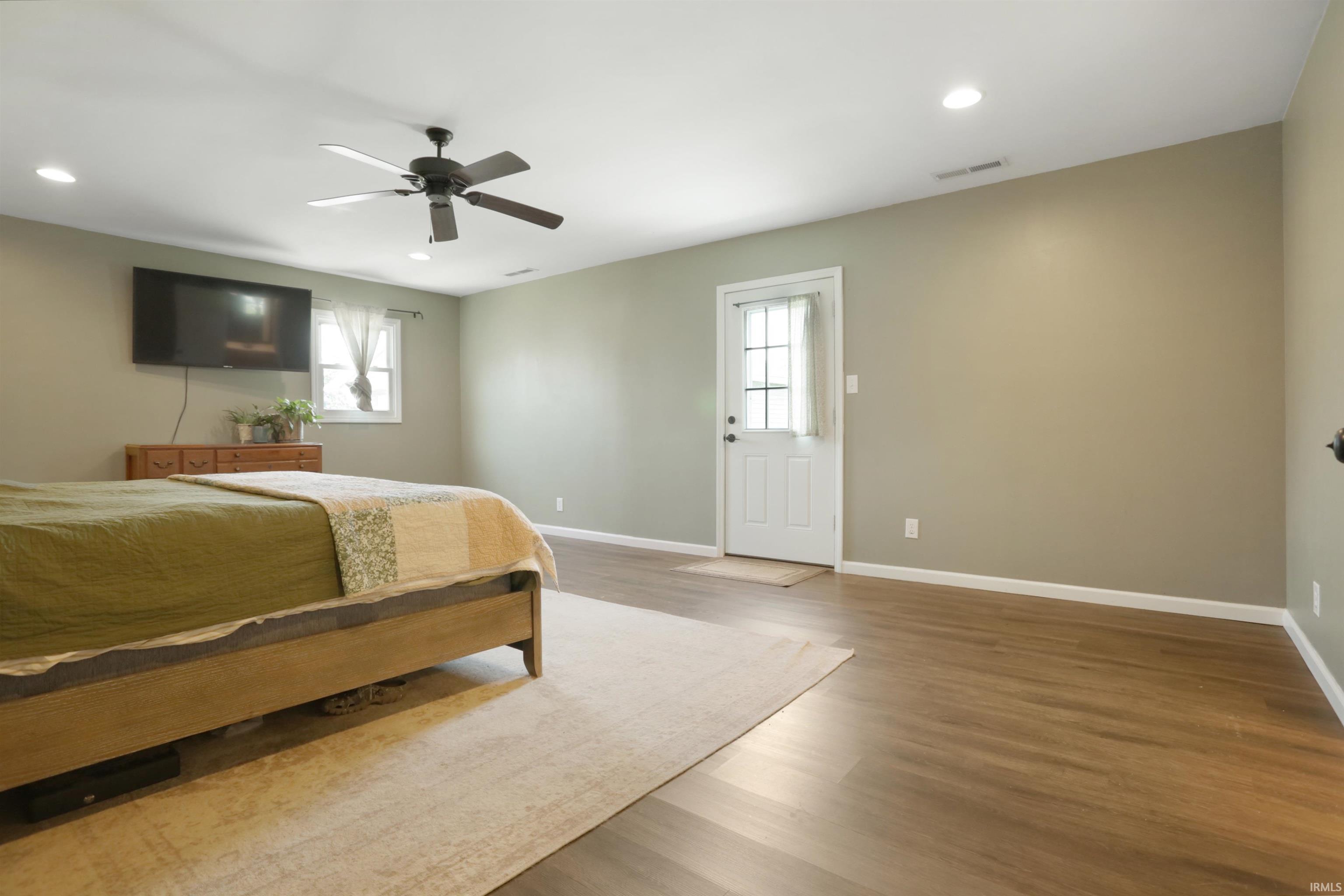 2121 Sheridan Road