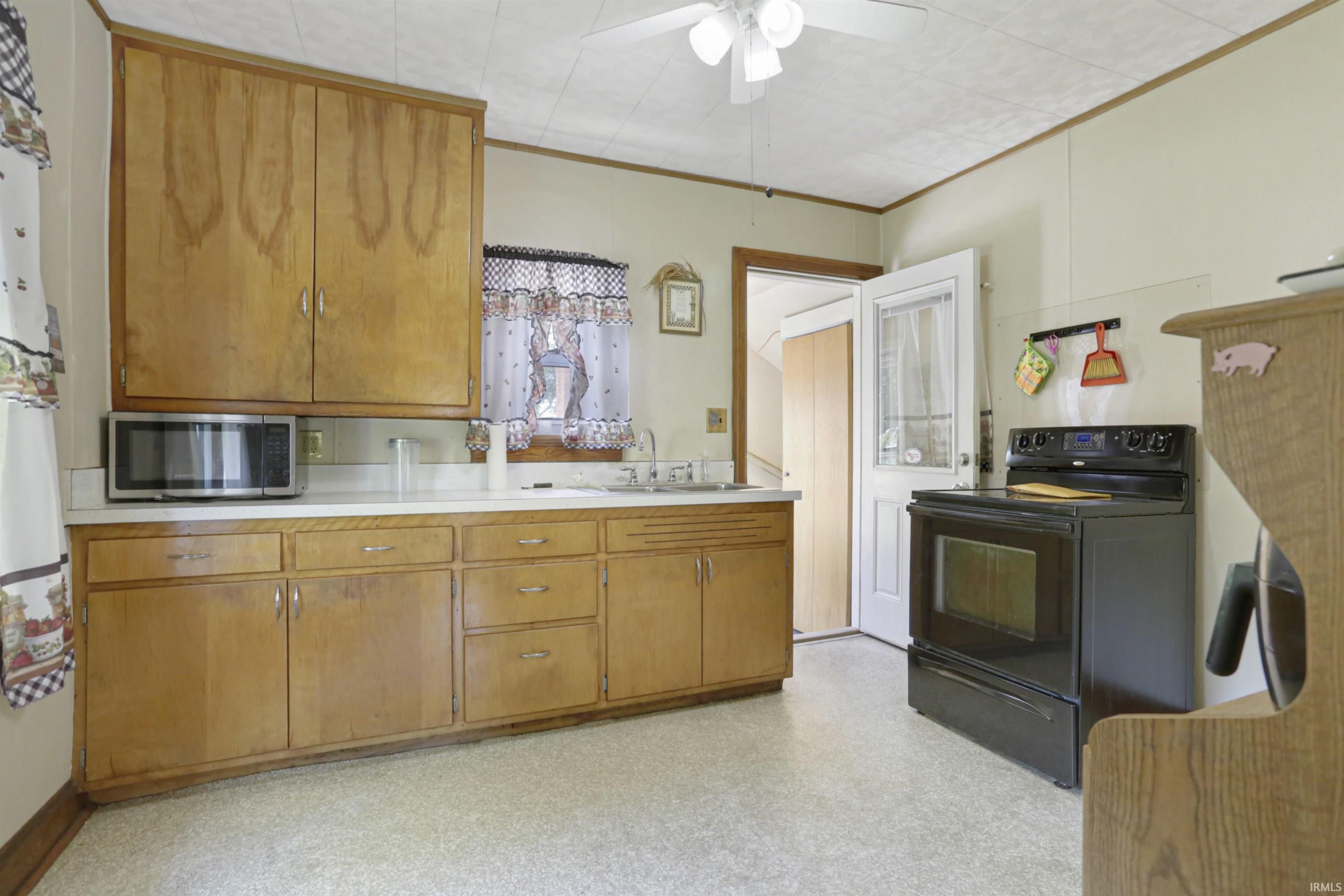 2708 W Mill Road