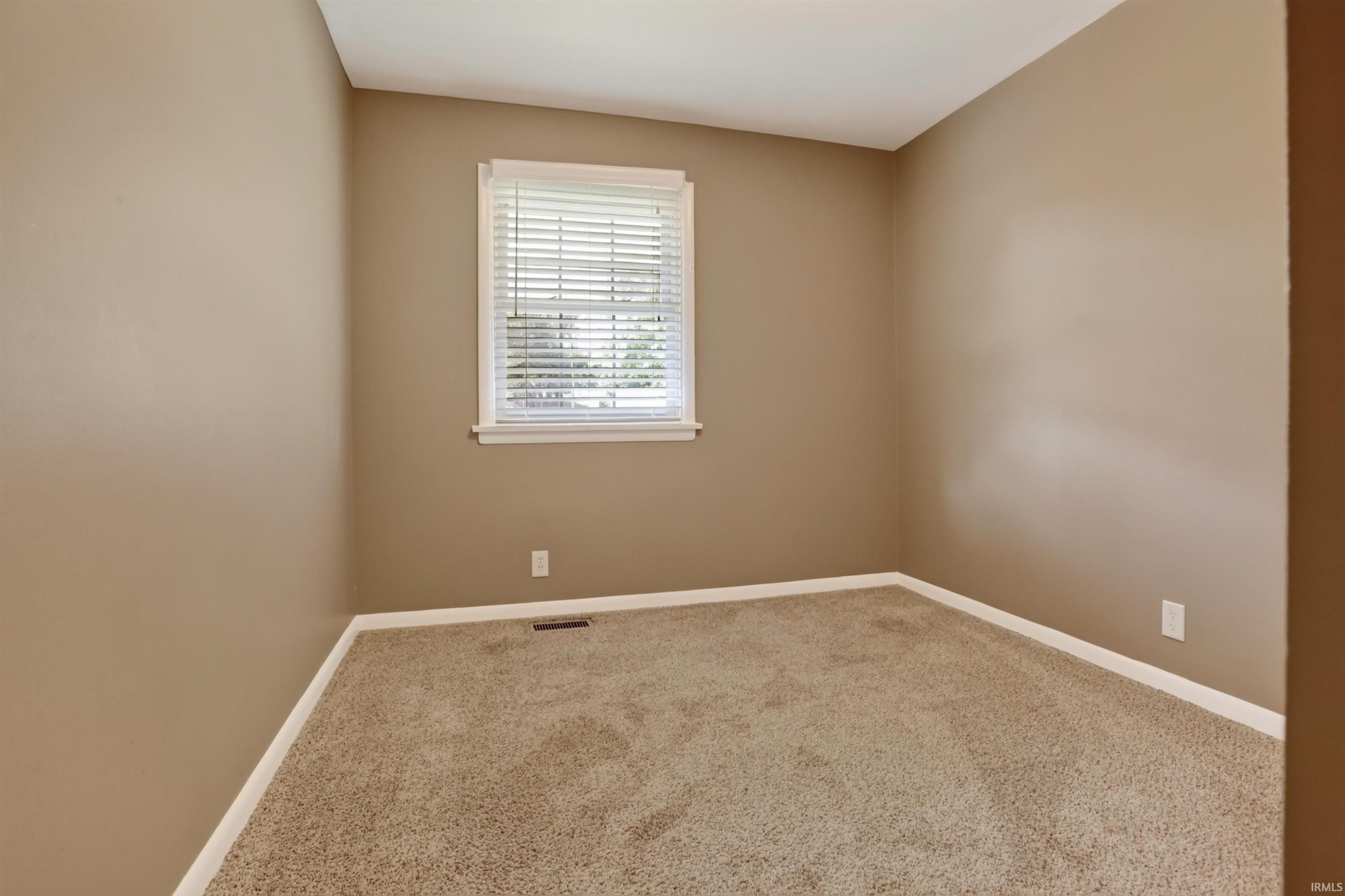 6210 Roger Park Court
