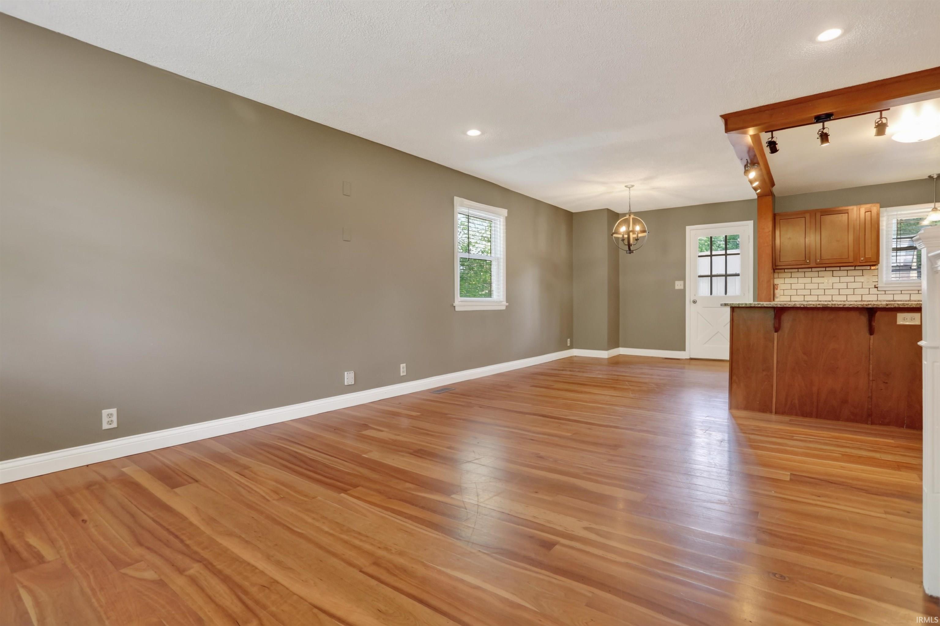 6210 Roger Park Court