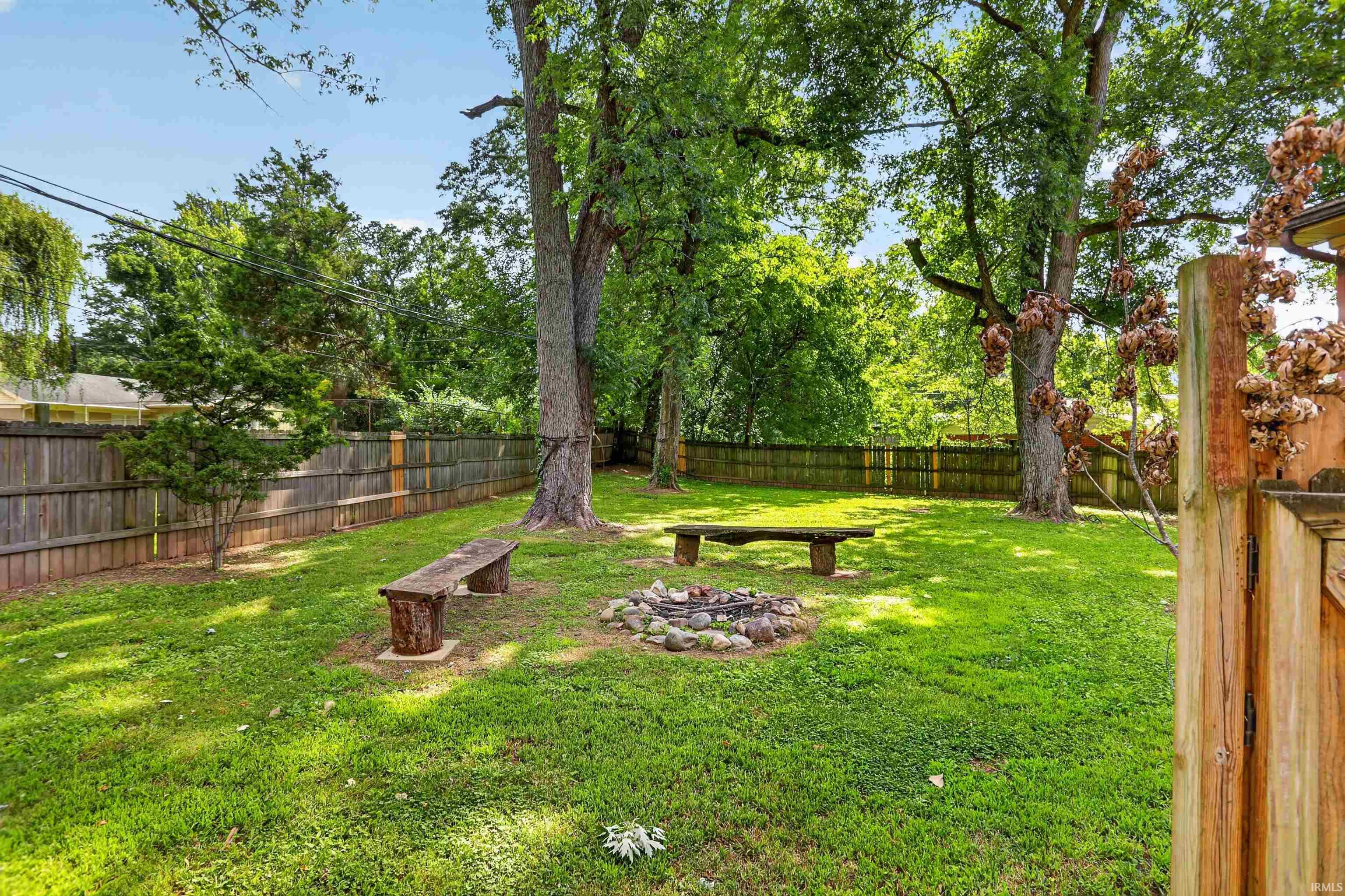 6210 Roger Park Court