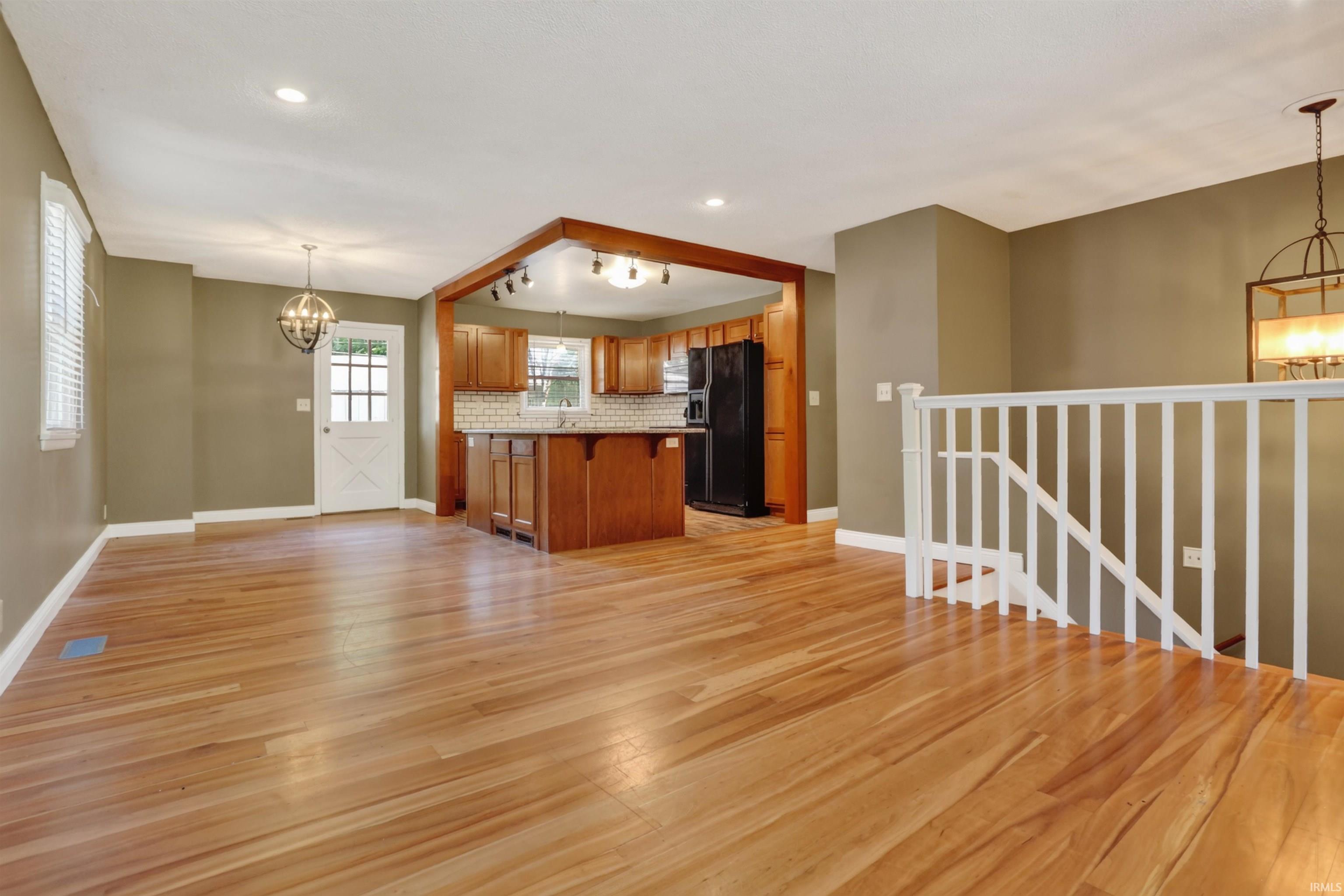 6210 Roger Park Court