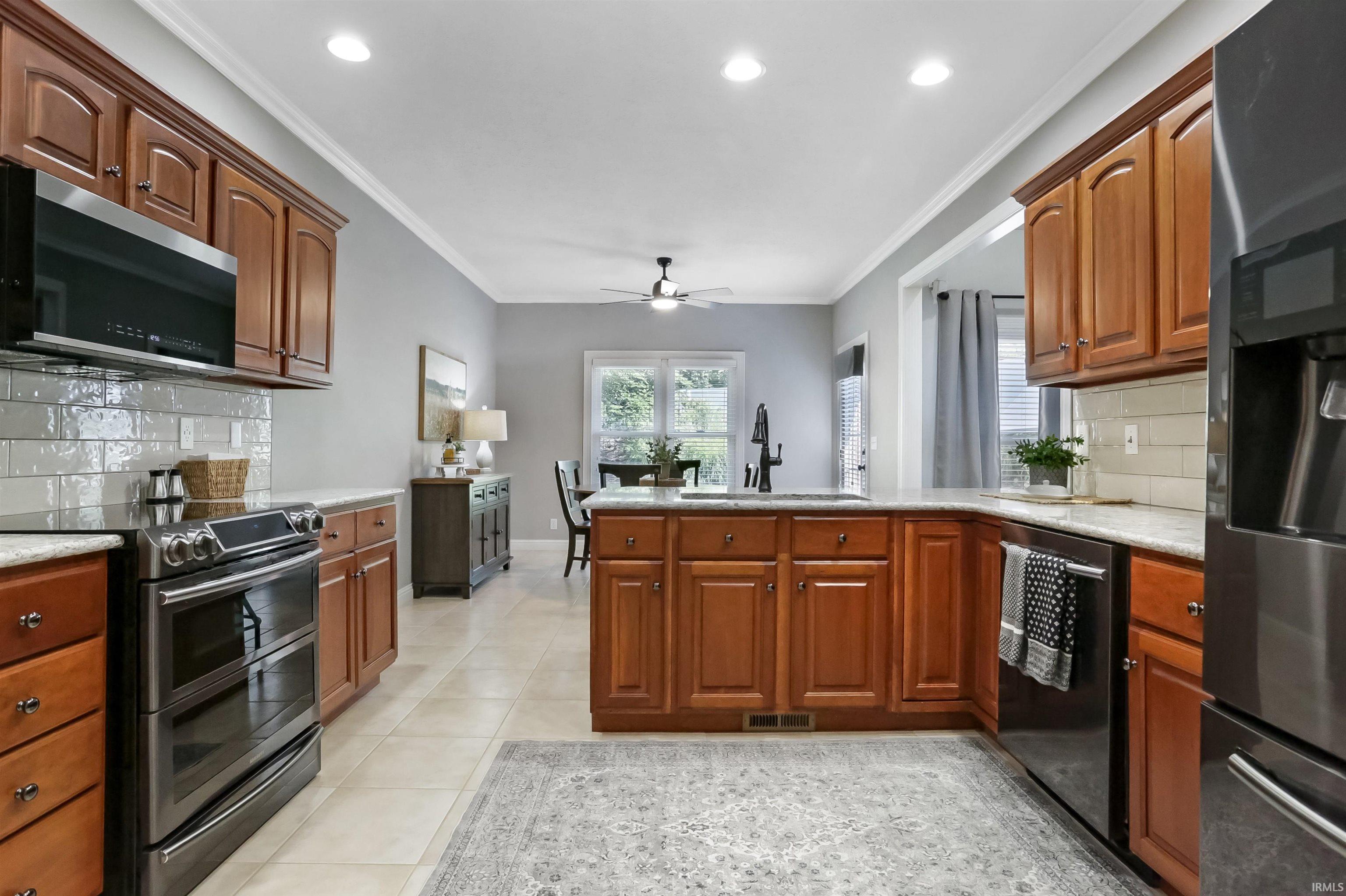 4560 Clint Circle
