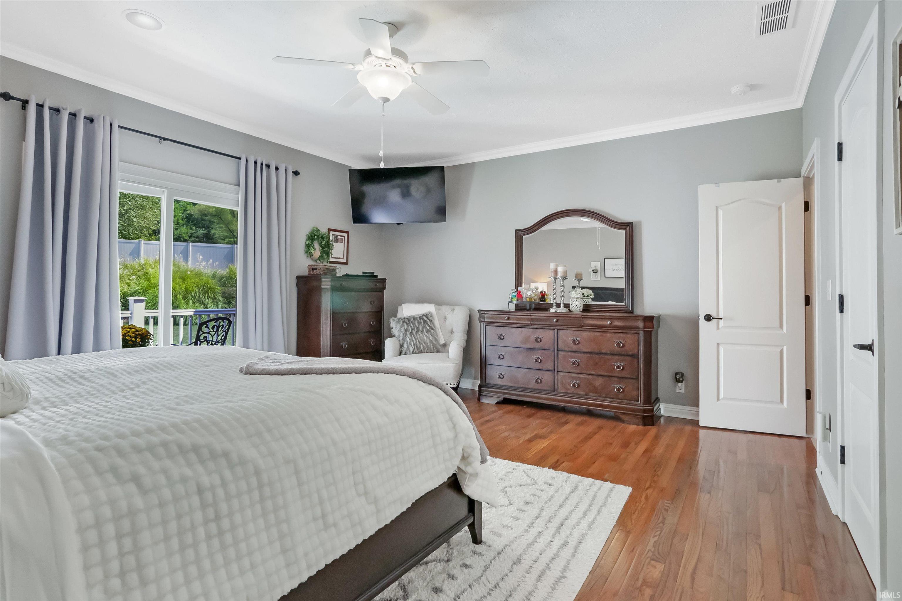 4560 Clint Circle