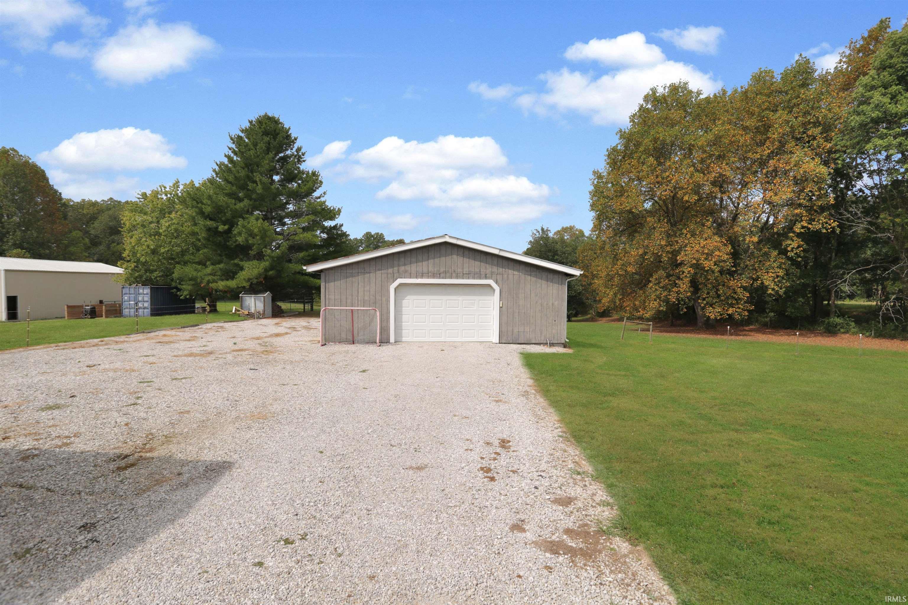 8411 N SR 161 Road