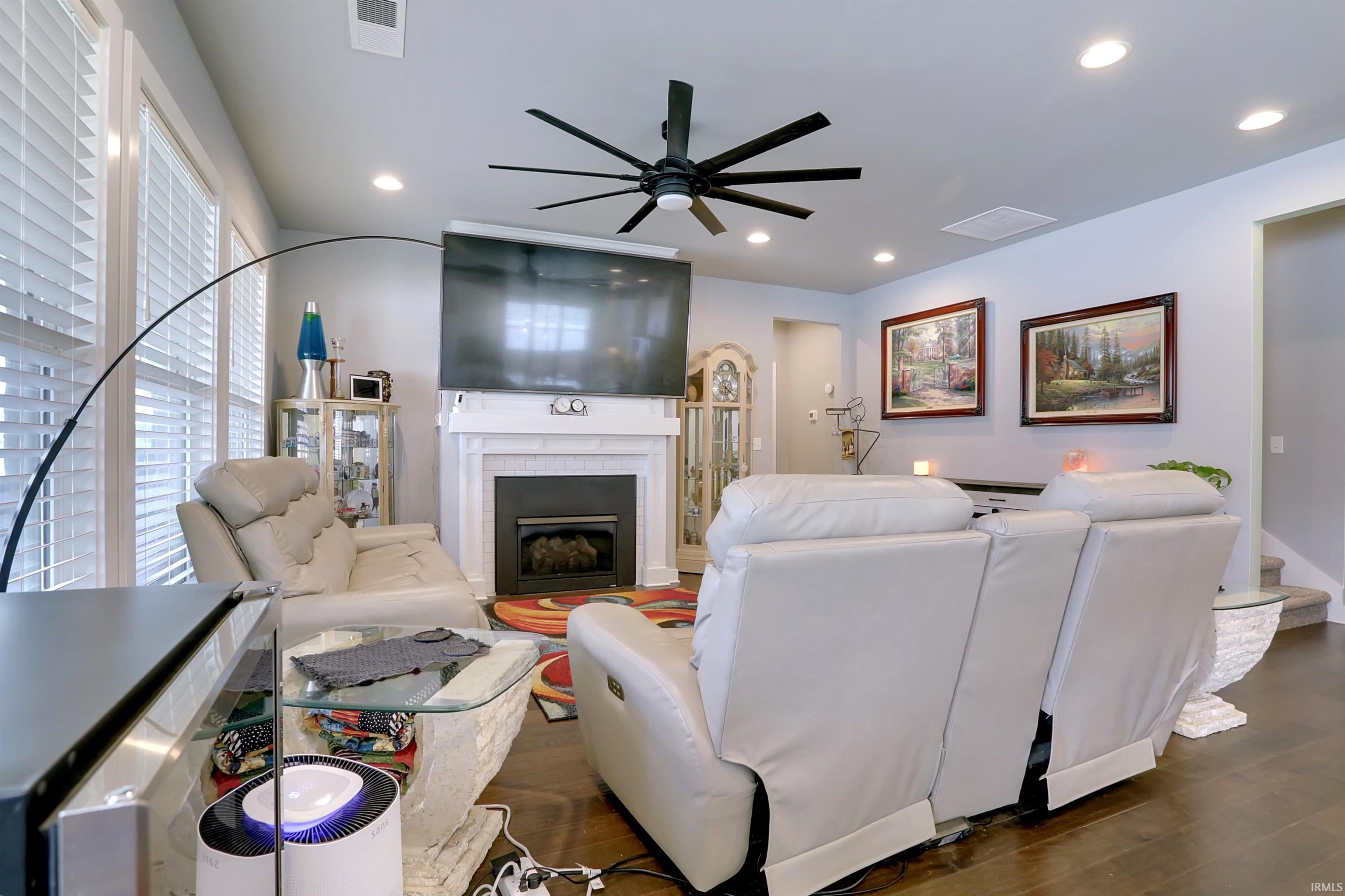 5574 Belmont Drive
