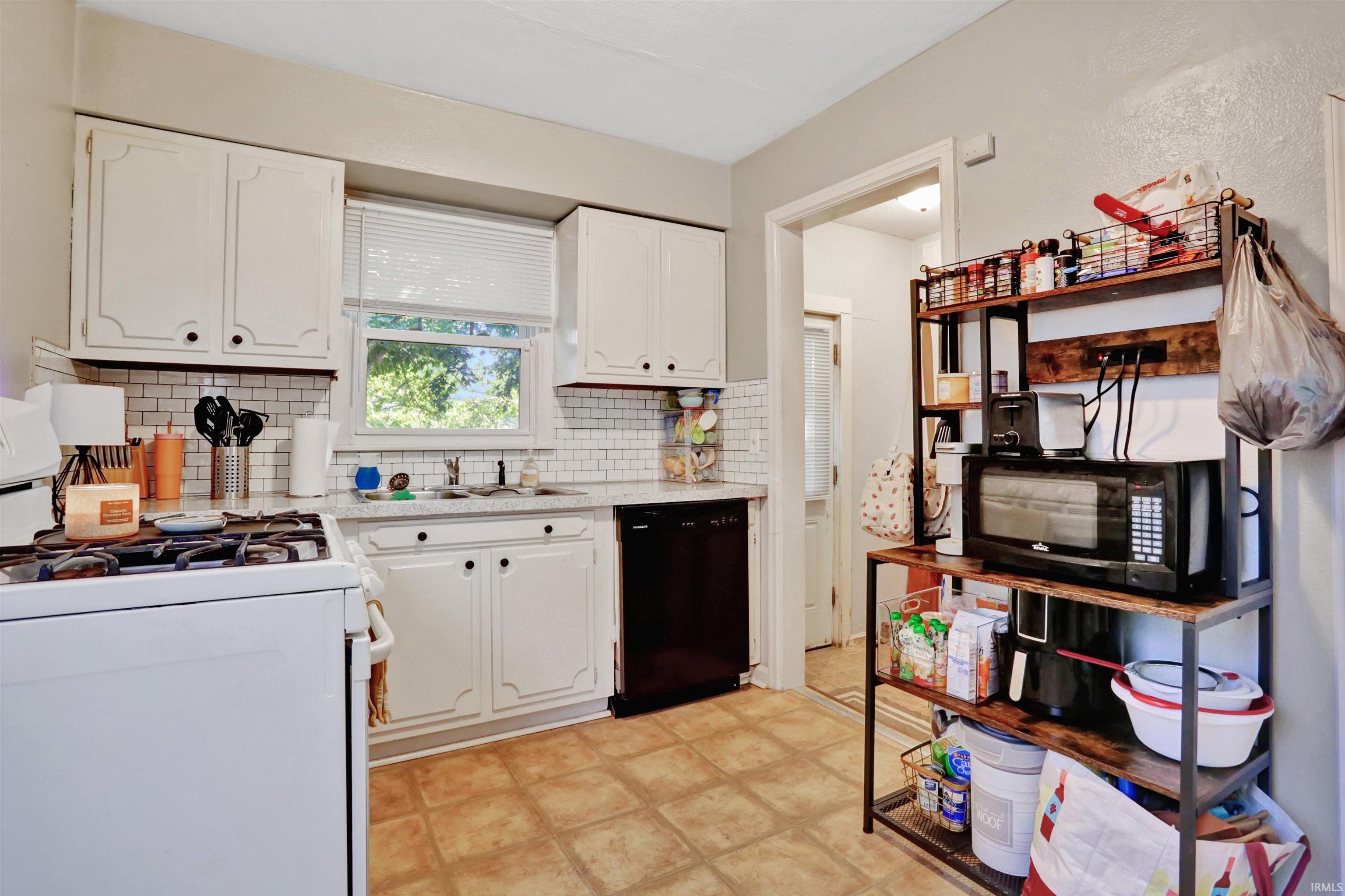 1314 S Parker Drive