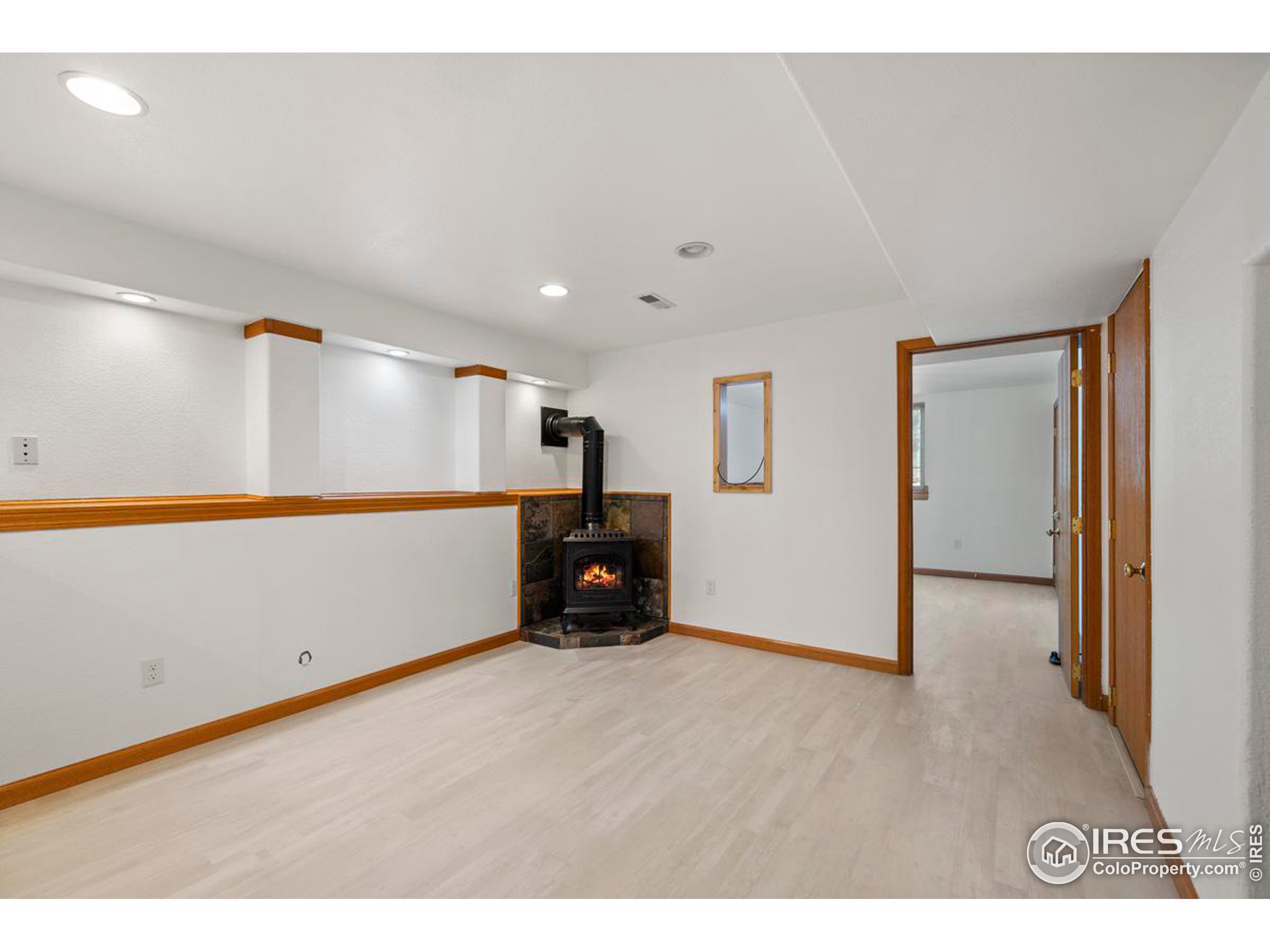 349 Polk Dr