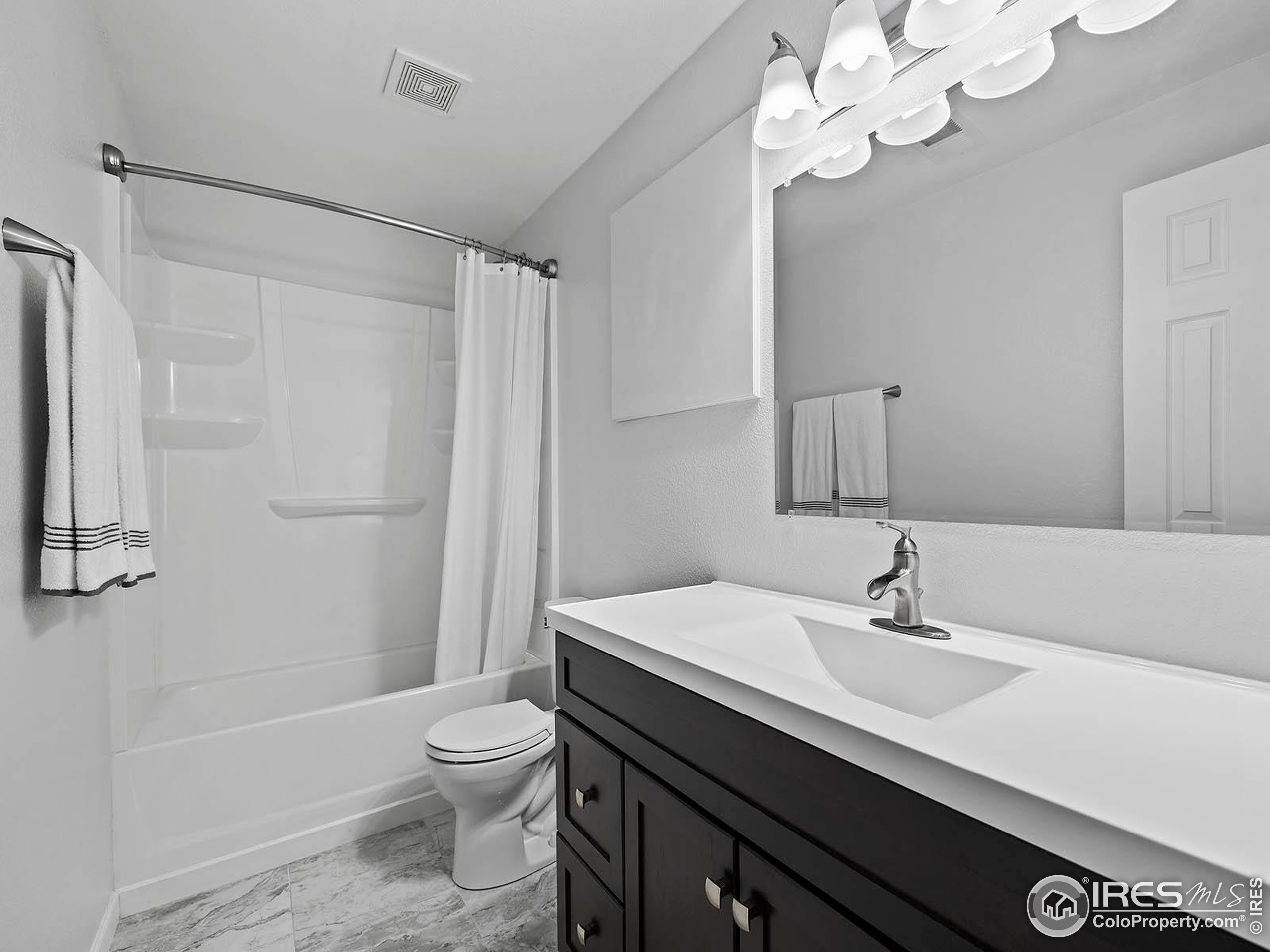 1205 Button Rock Dr