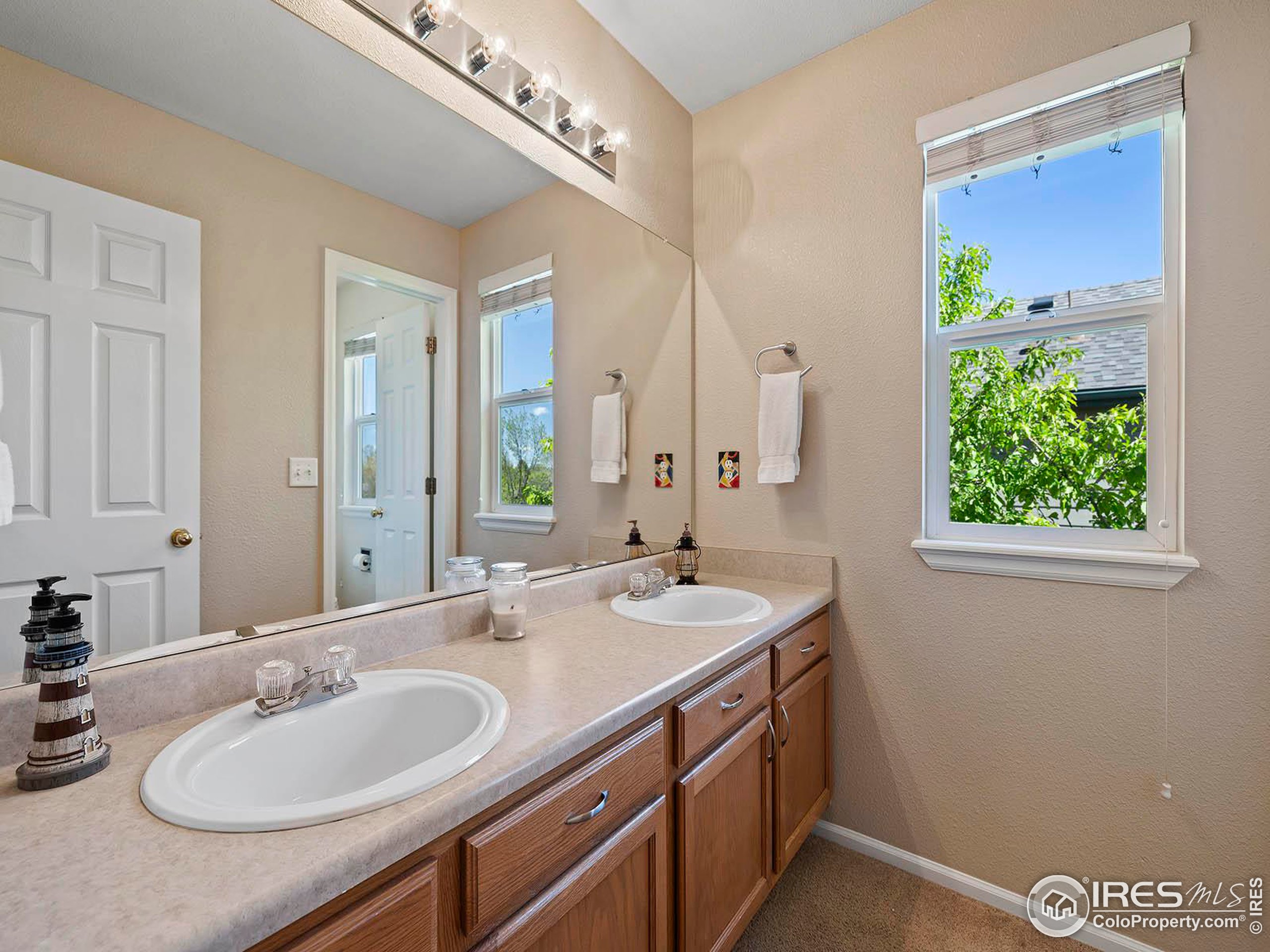 1205 Button Rock Dr