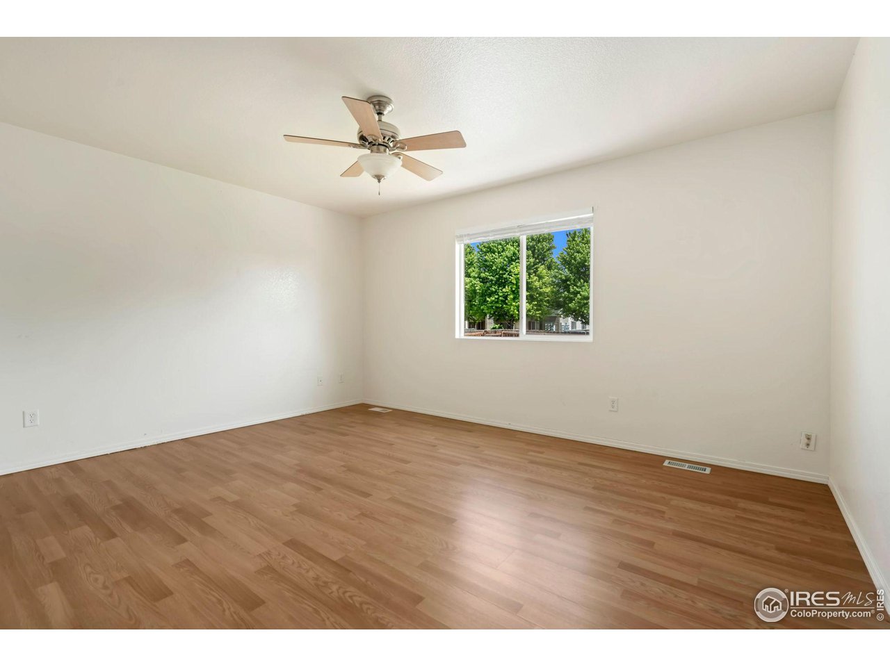 3414 Sheltered Harbor Dr