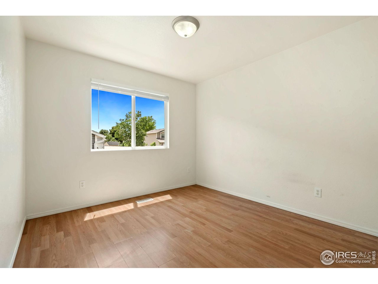 3414 Sheltered Harbor Dr