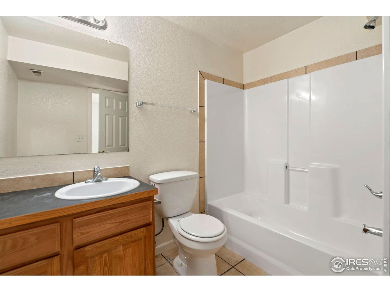 3414 Sheltered Harbor Dr