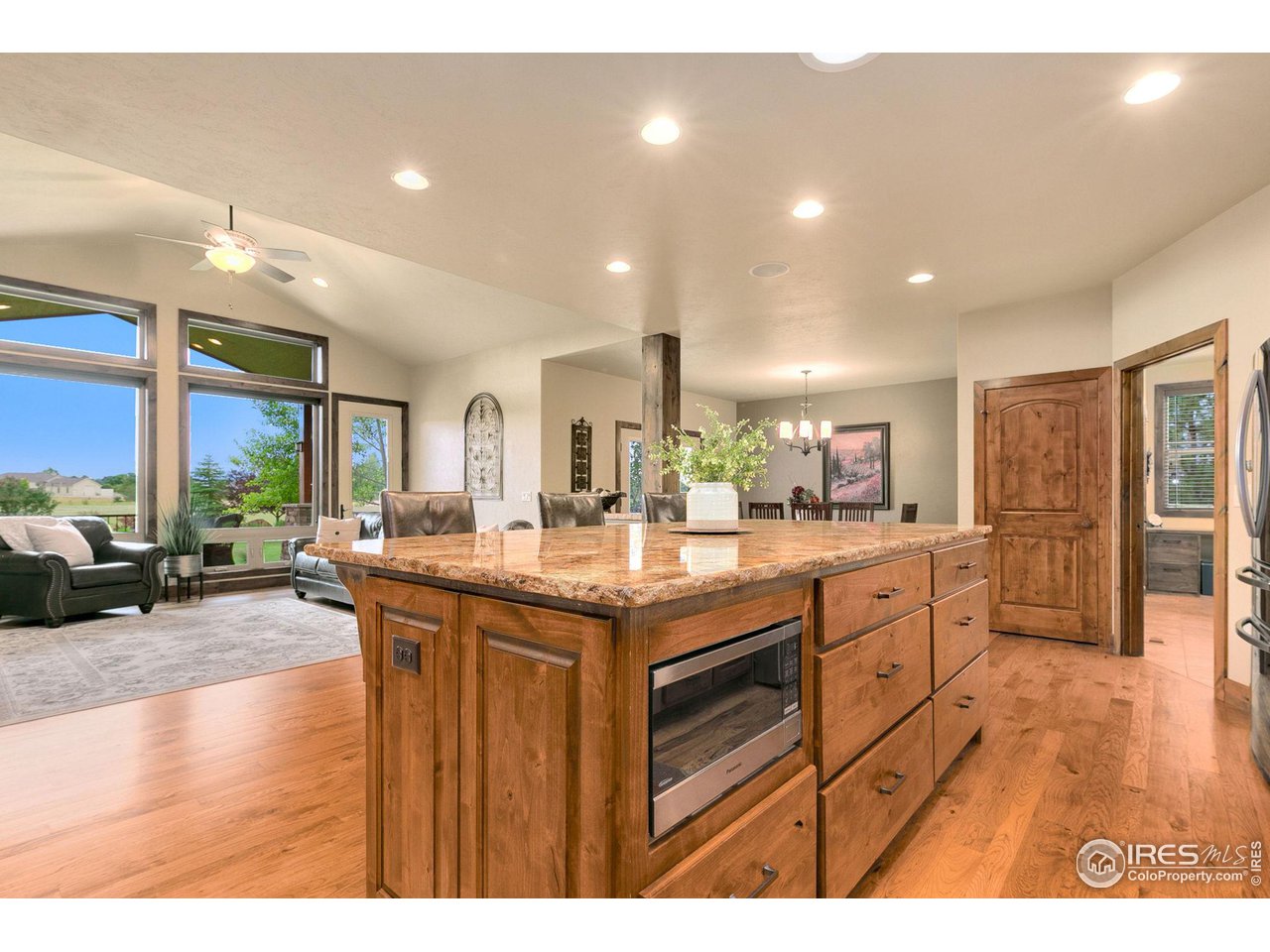 8731 Longs Peak Cir