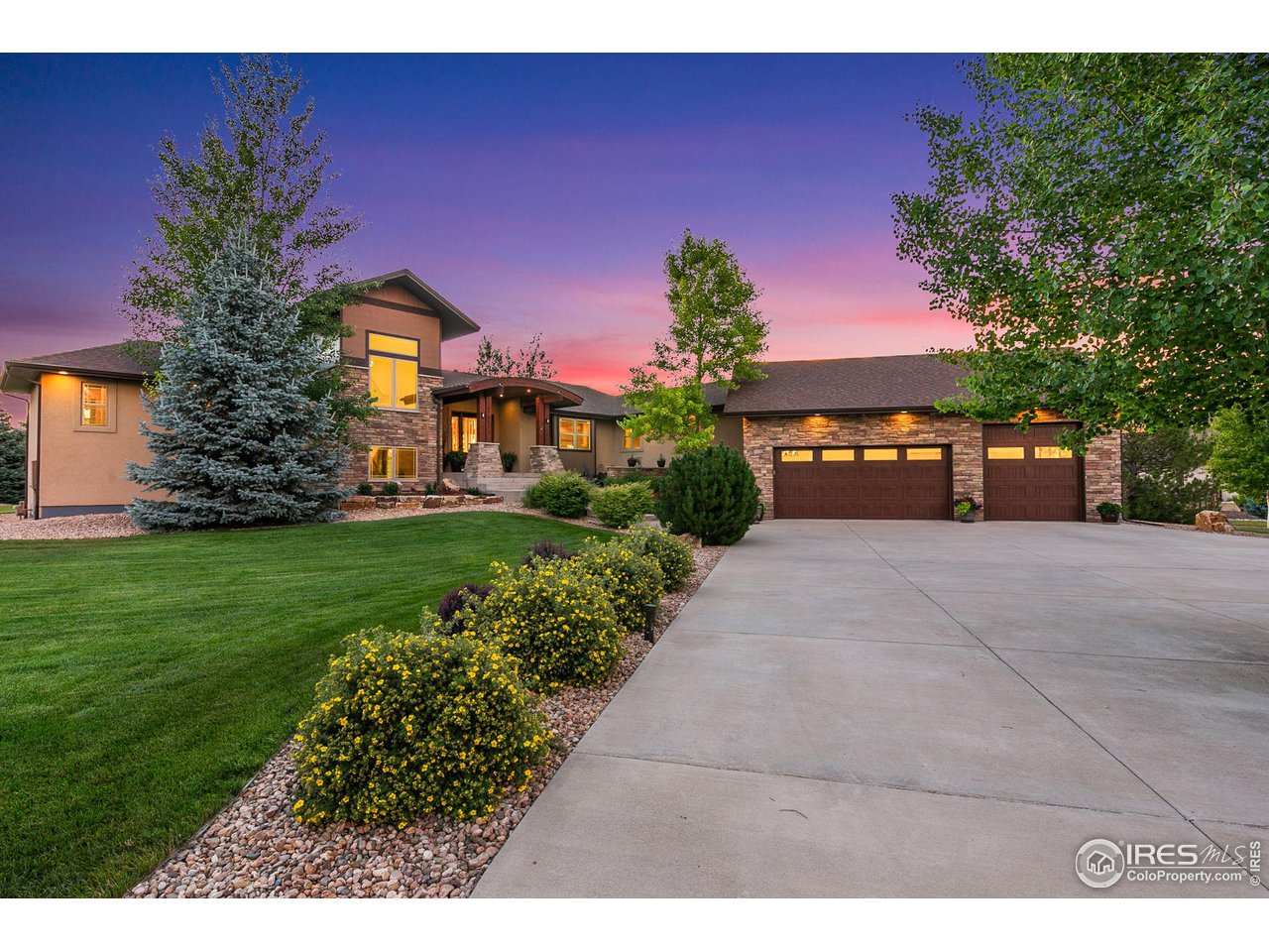 8731 Longs Peak Cir