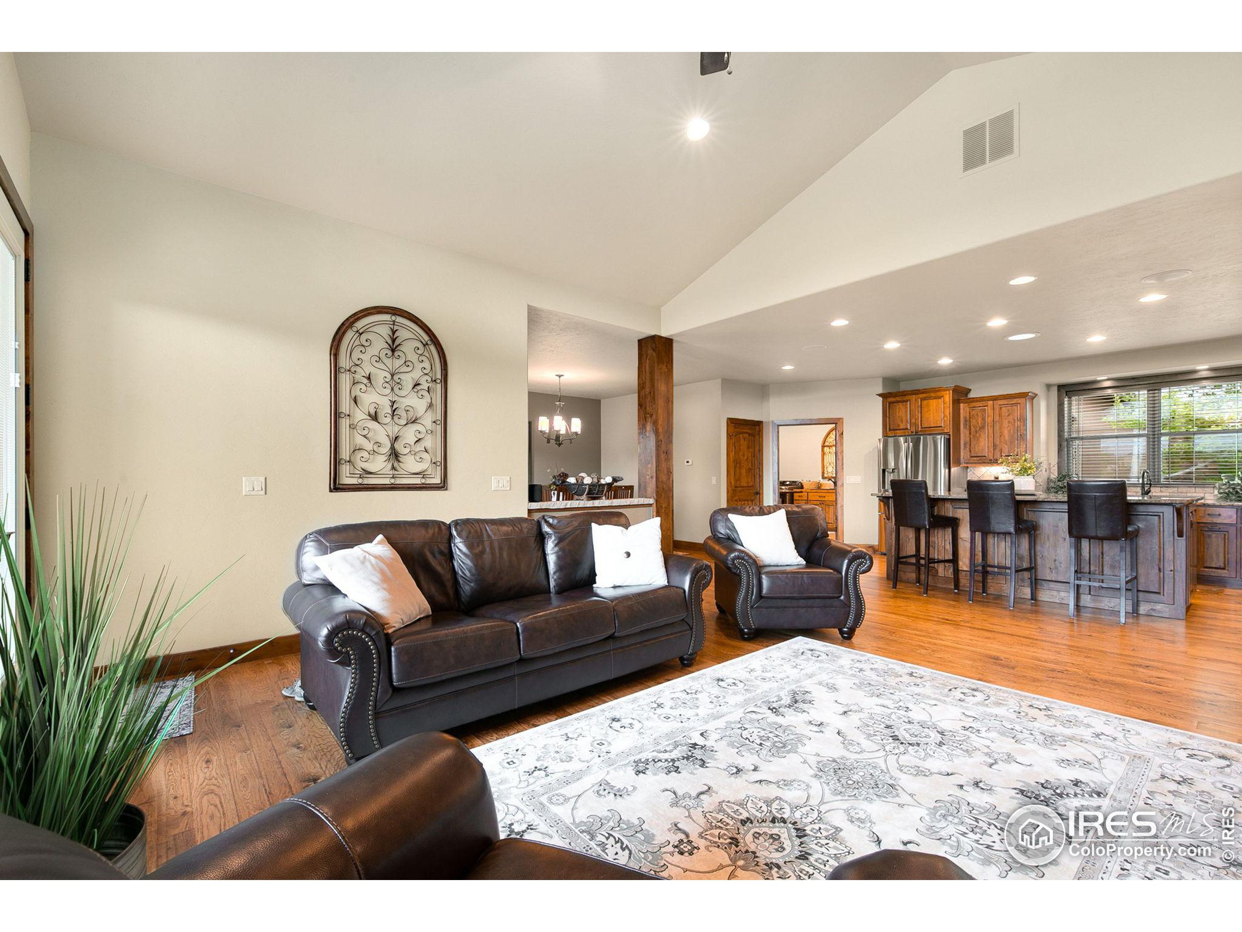 8731 Longs Peak Cir
