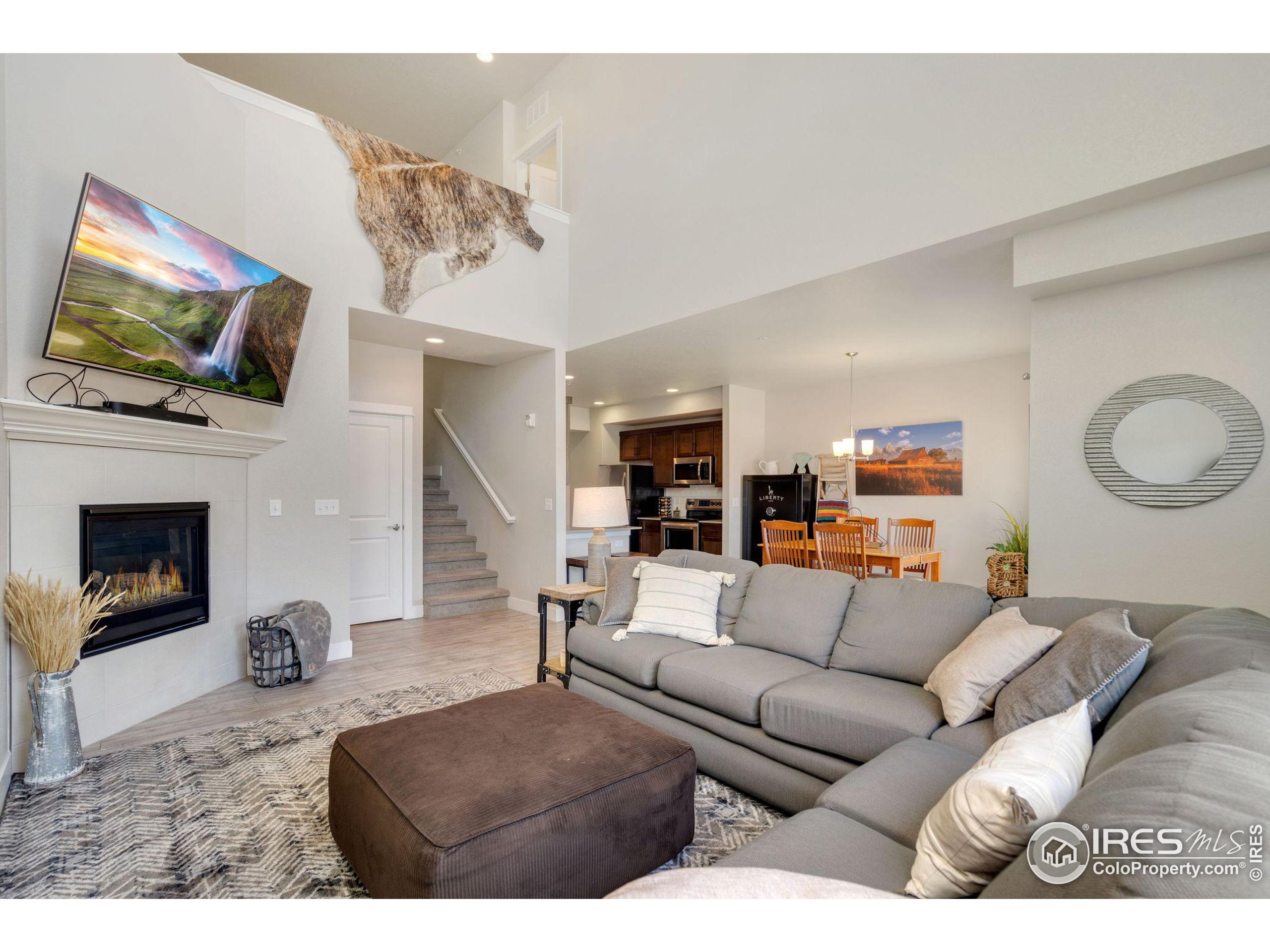 4147 Crittenton Ln 4